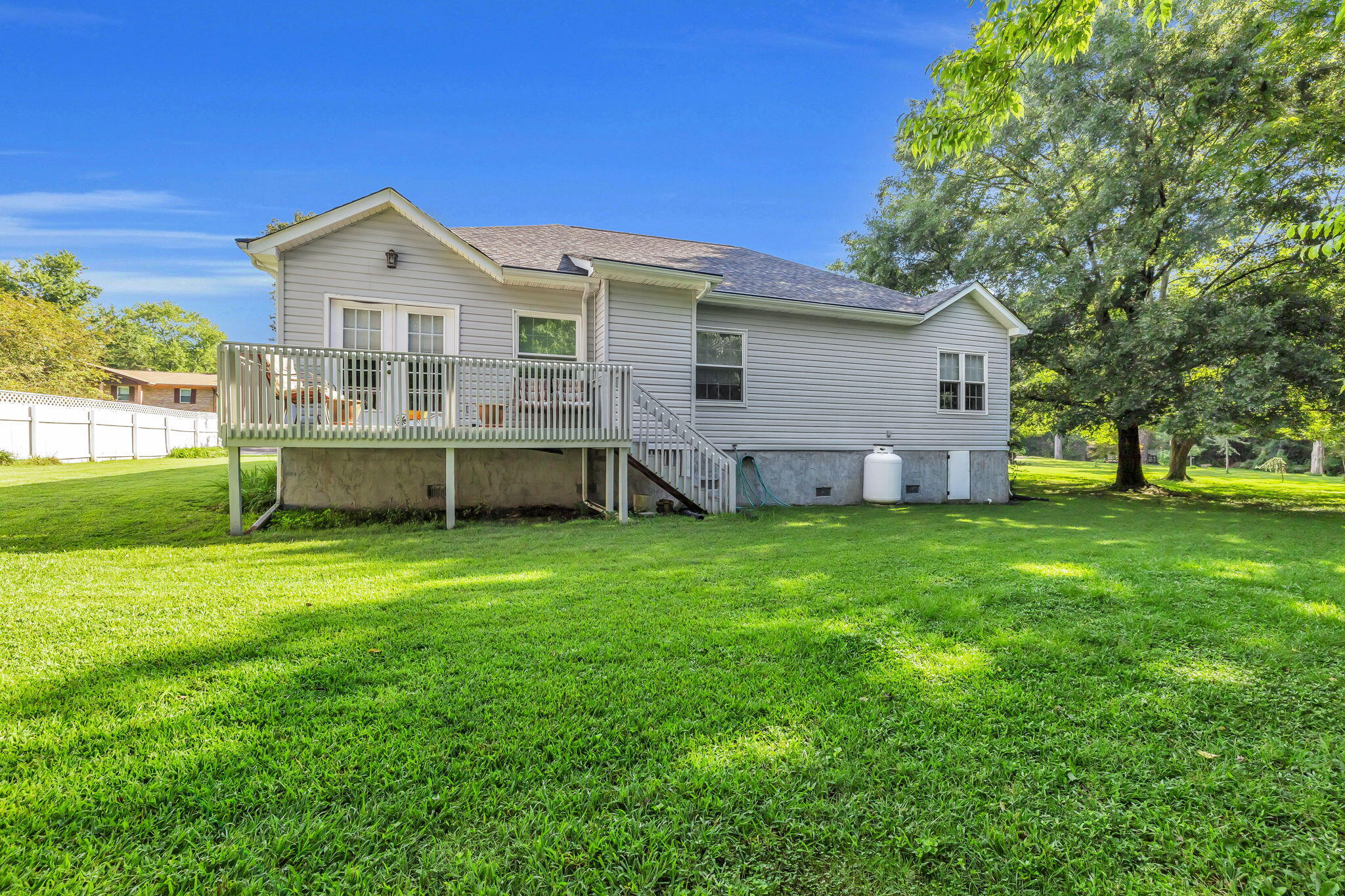 7424 Edgefield Drive