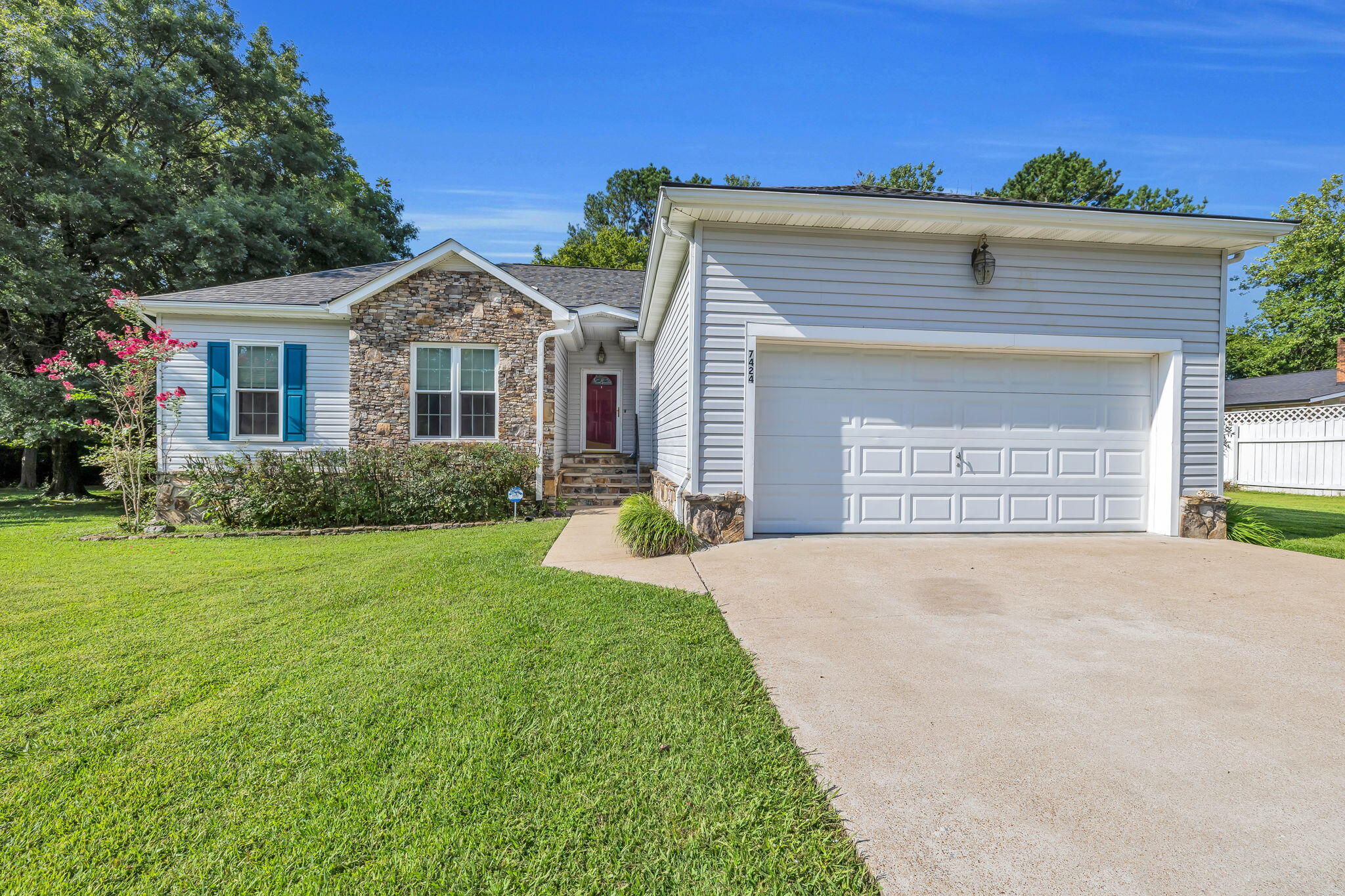 7424 Edgefield Drive