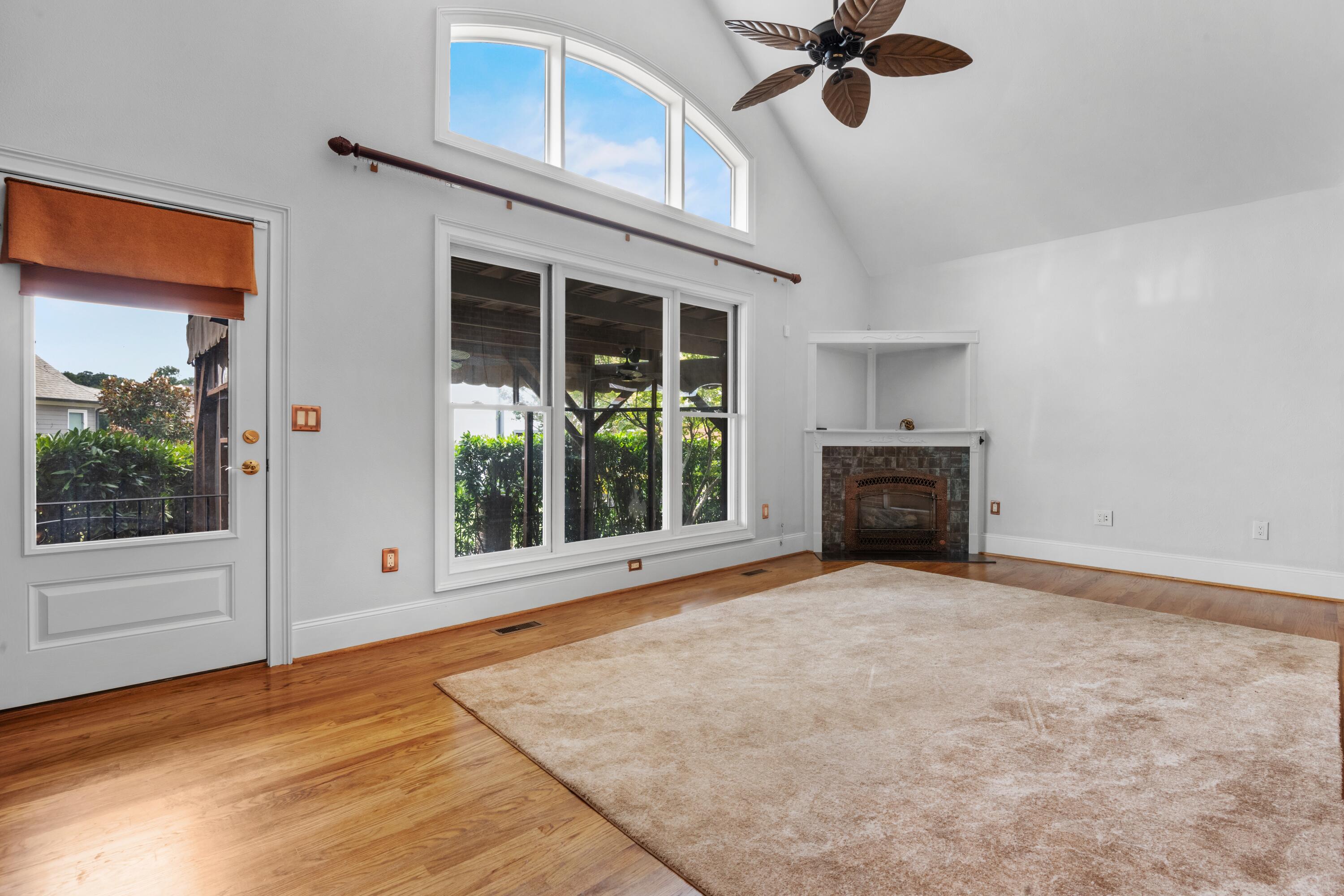 7472 Miss Madison Way