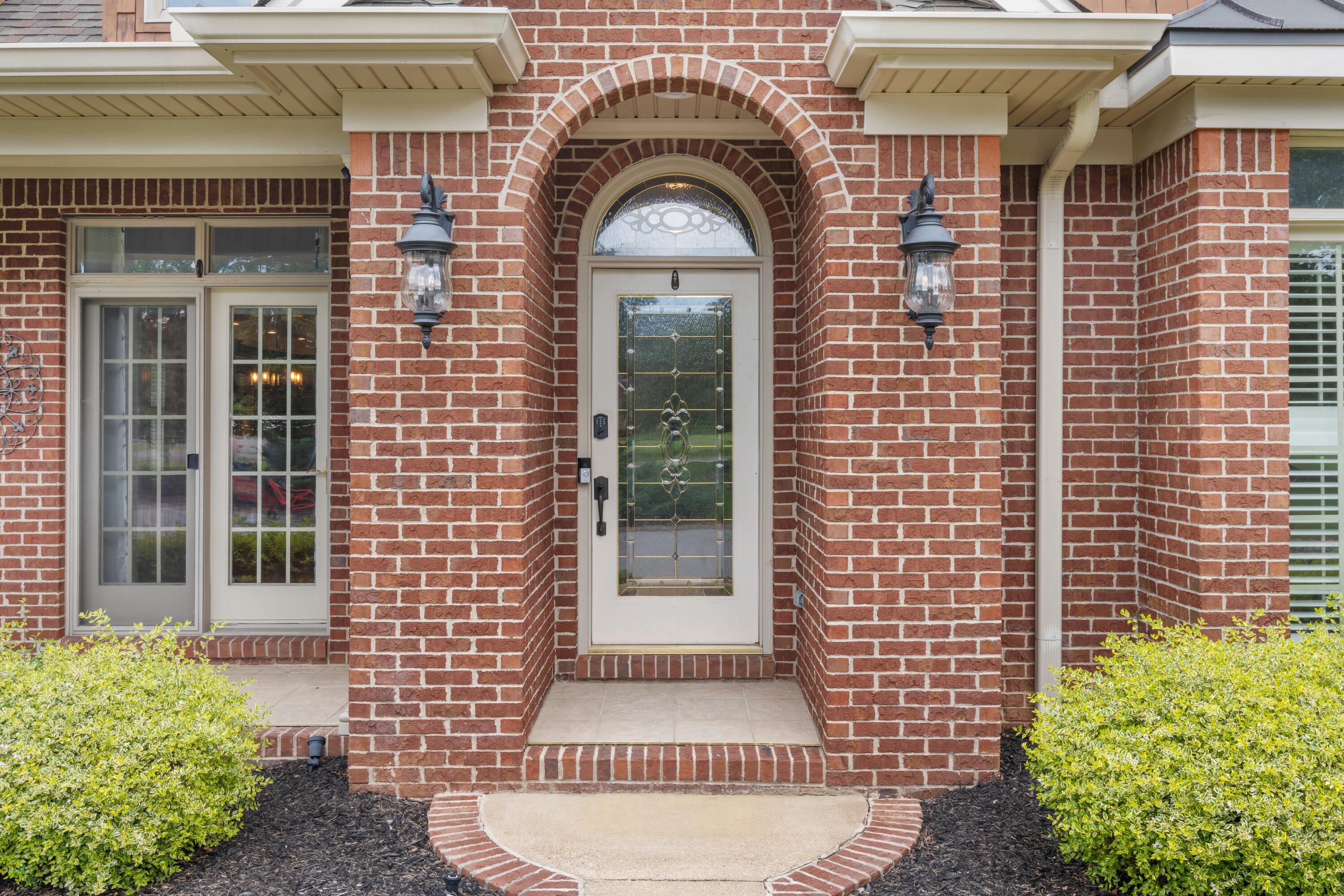 7472 Miss Madison Way