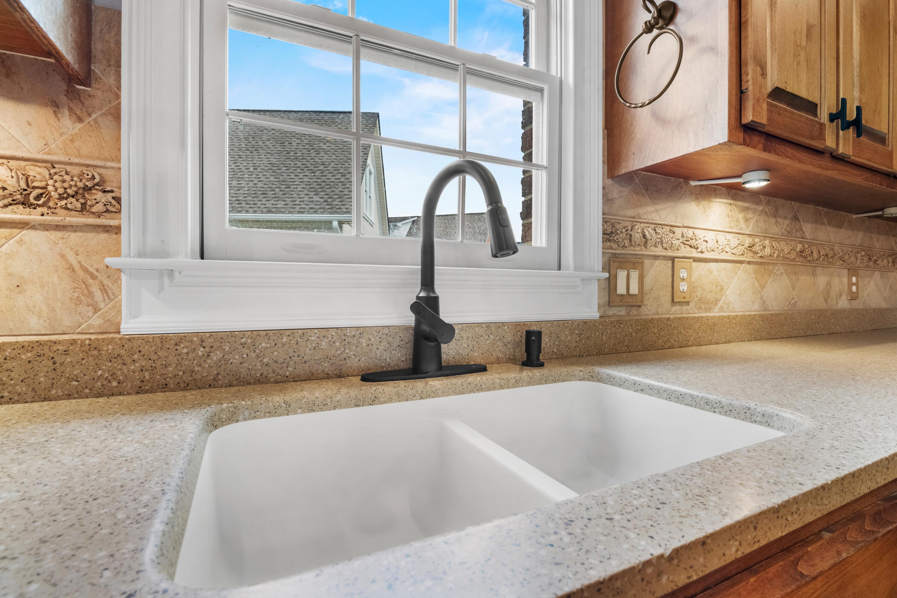 7472 Miss Madison Way