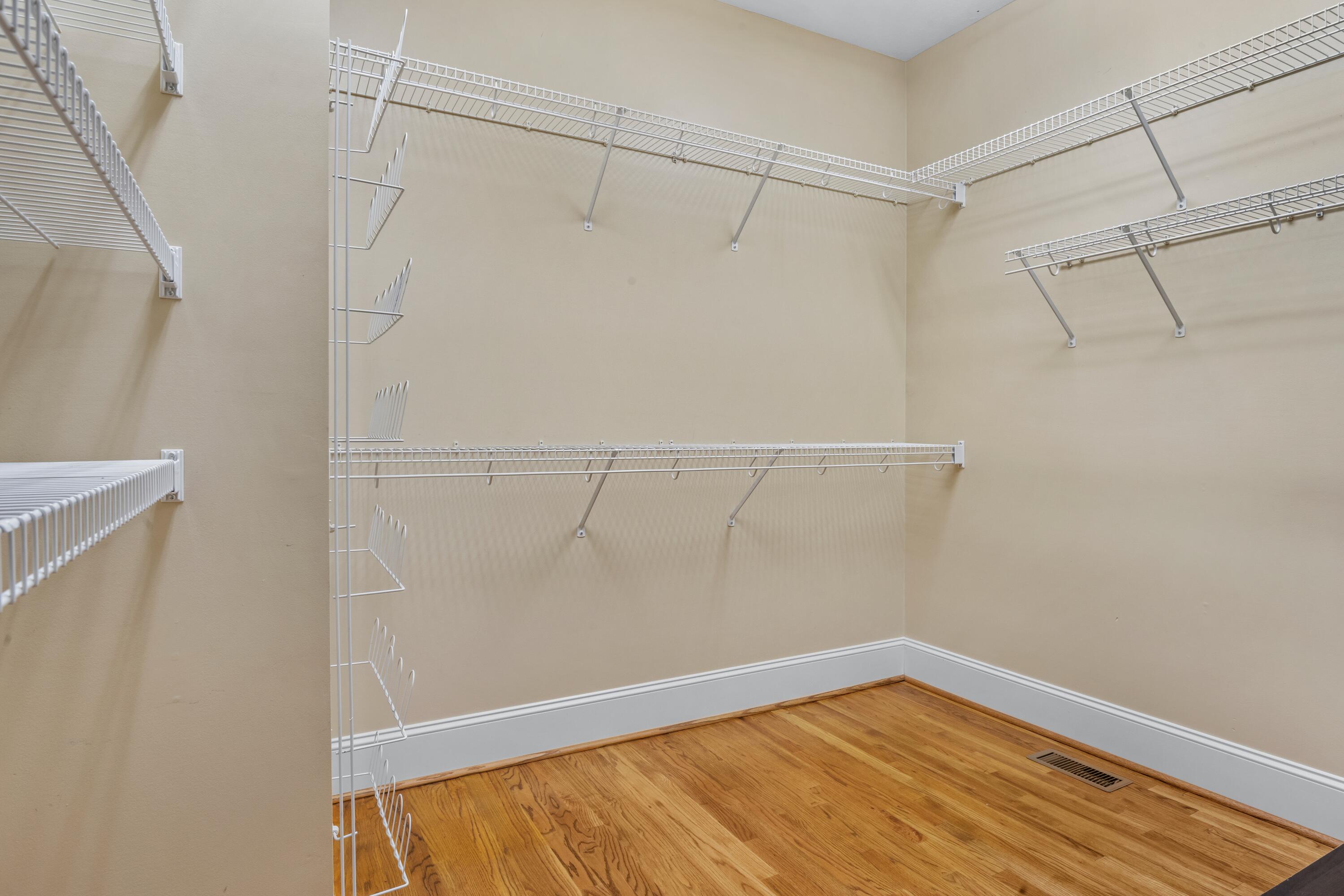 7472 Miss Madison Way