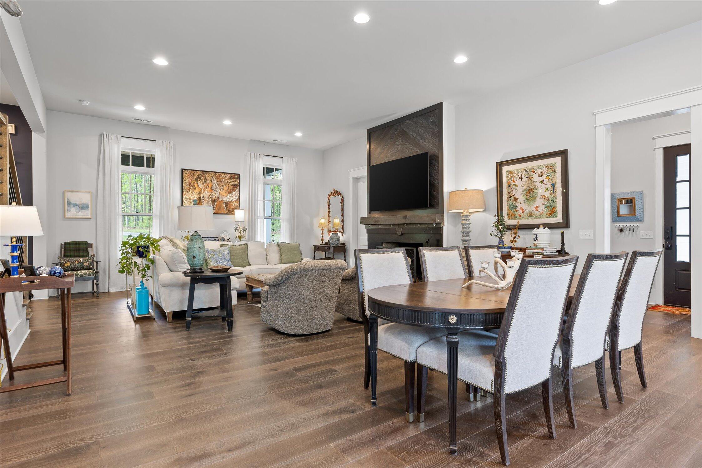 6517 Polly Lane