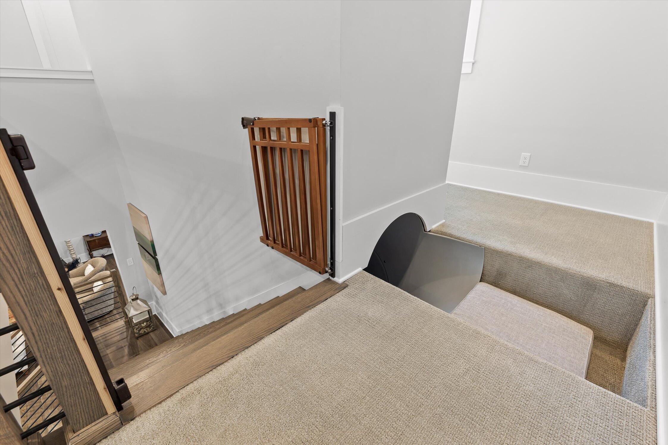 6517 Polly Lane