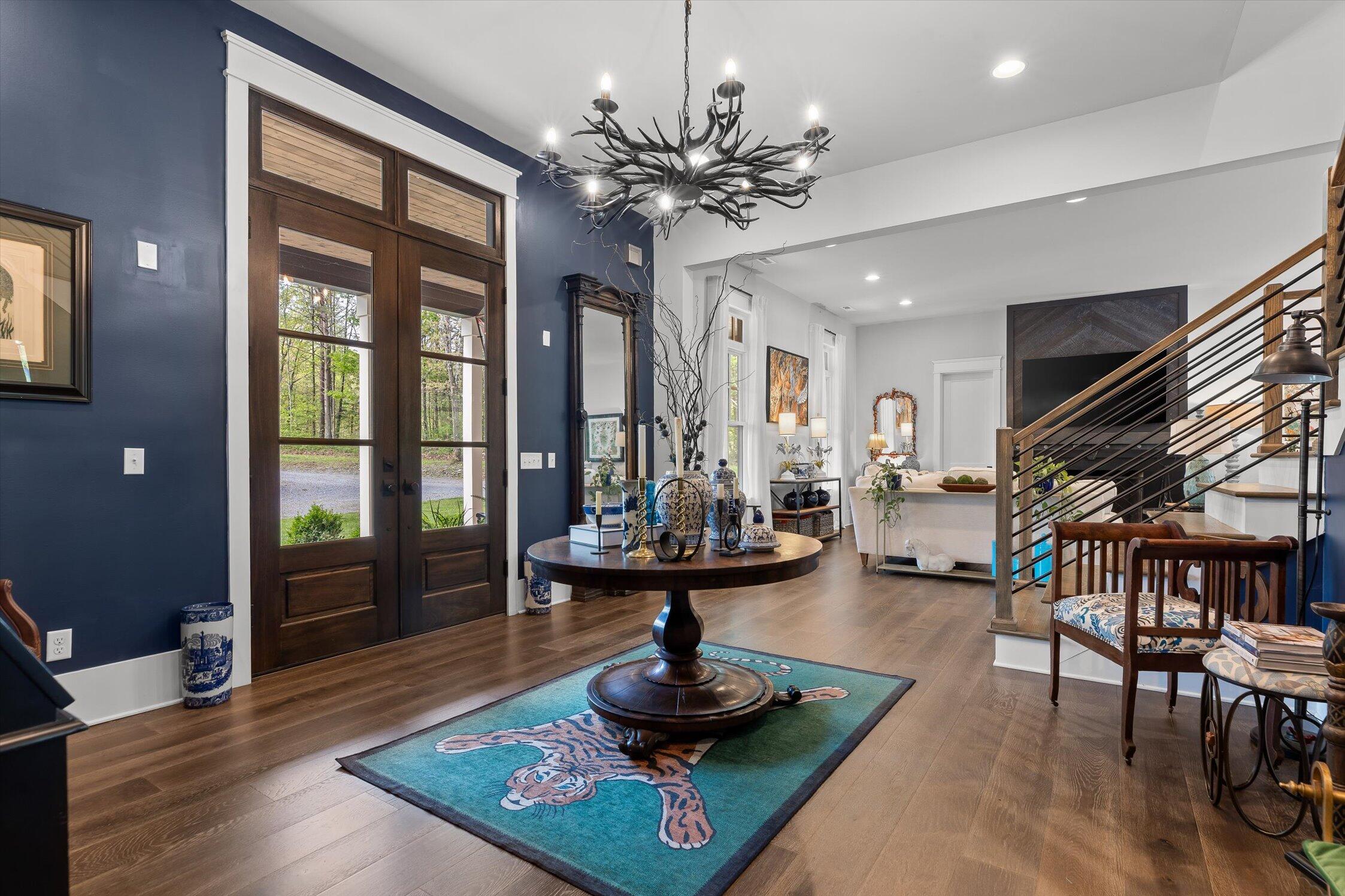 6517 Polly Lane