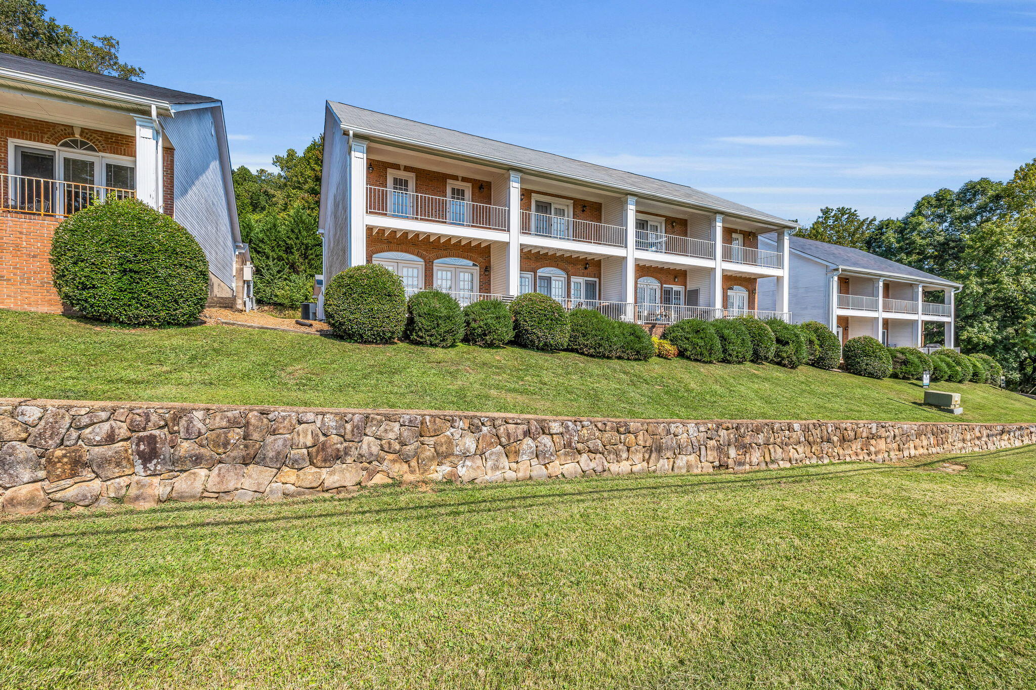 4135 Mountain Creek Road