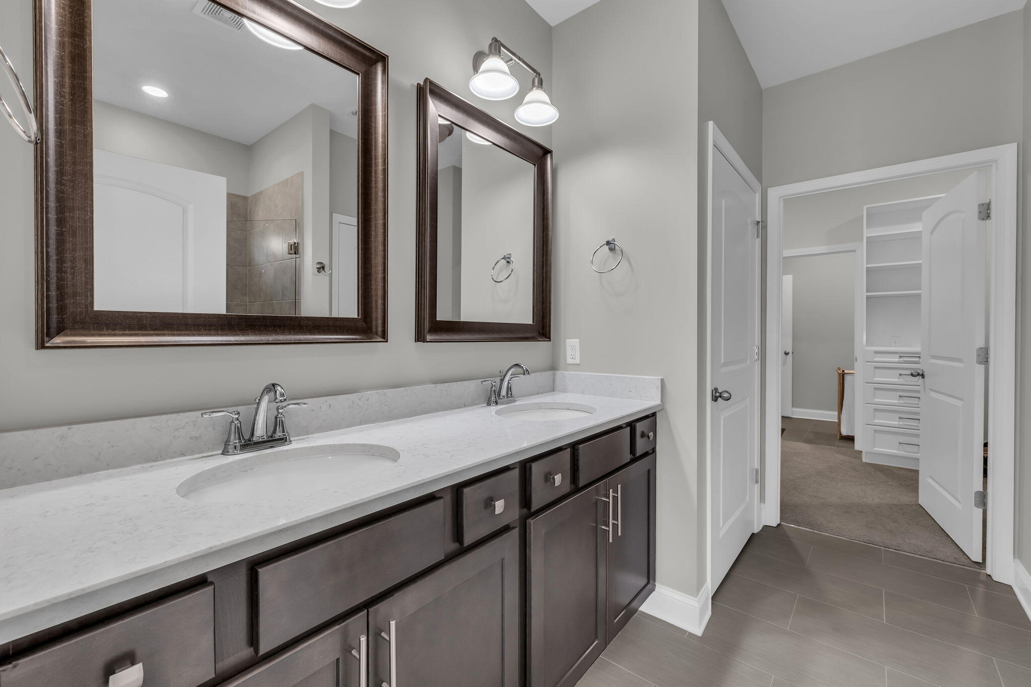 1545 Buttonwood Loop