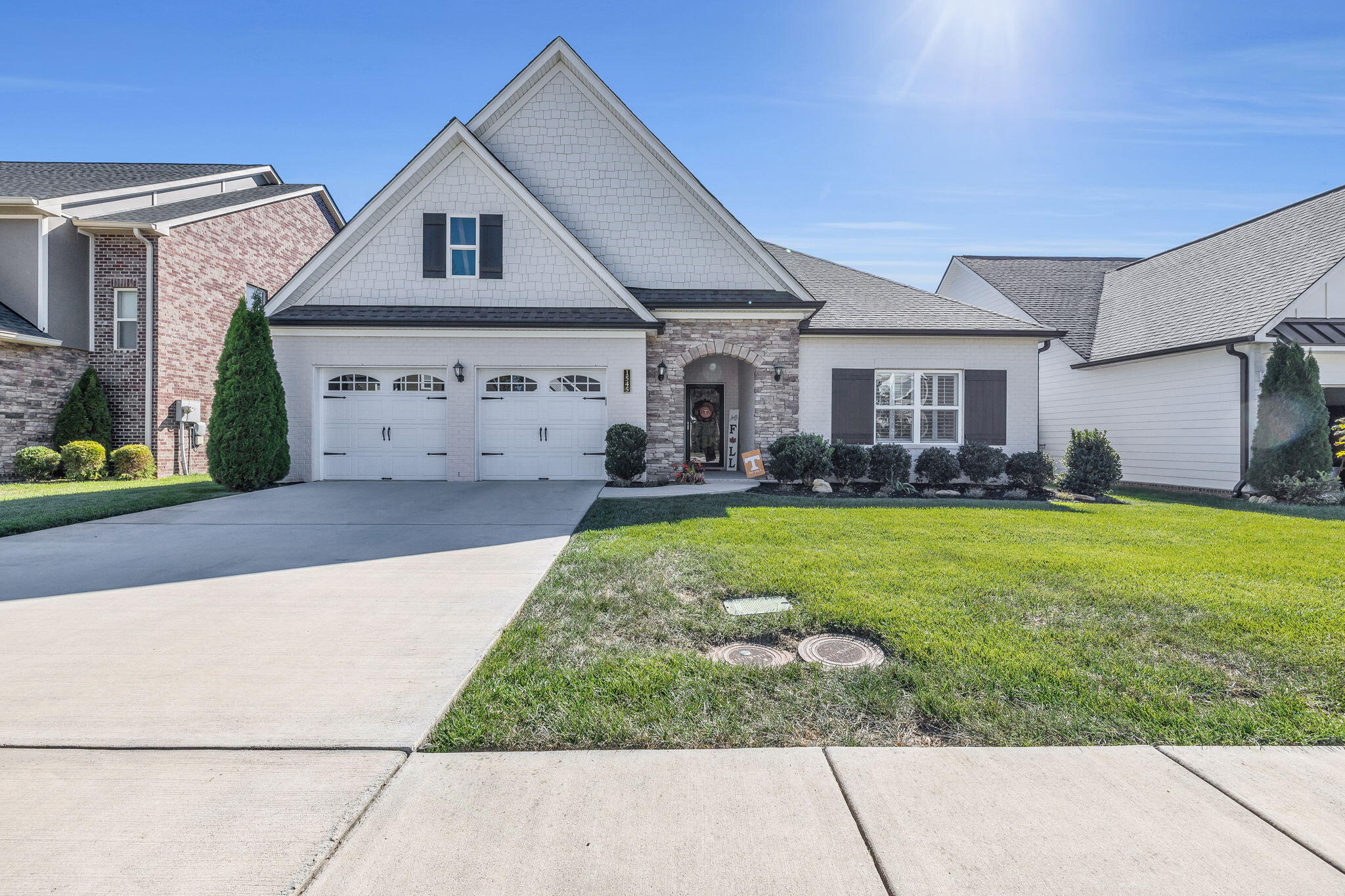 1545 Buttonwood Loop