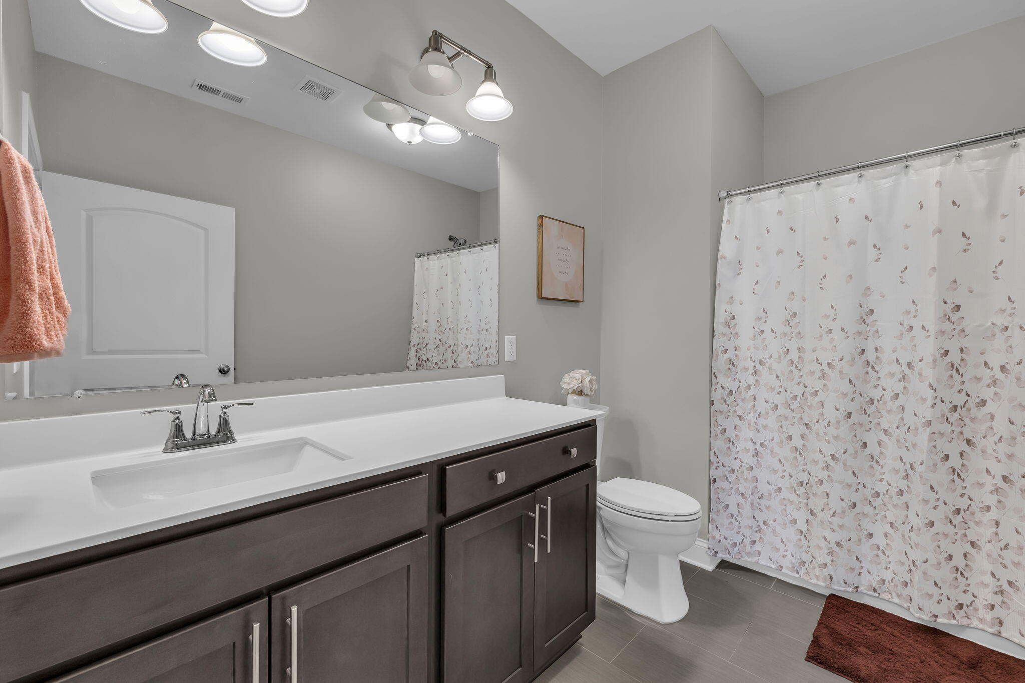 1545 Buttonwood Loop