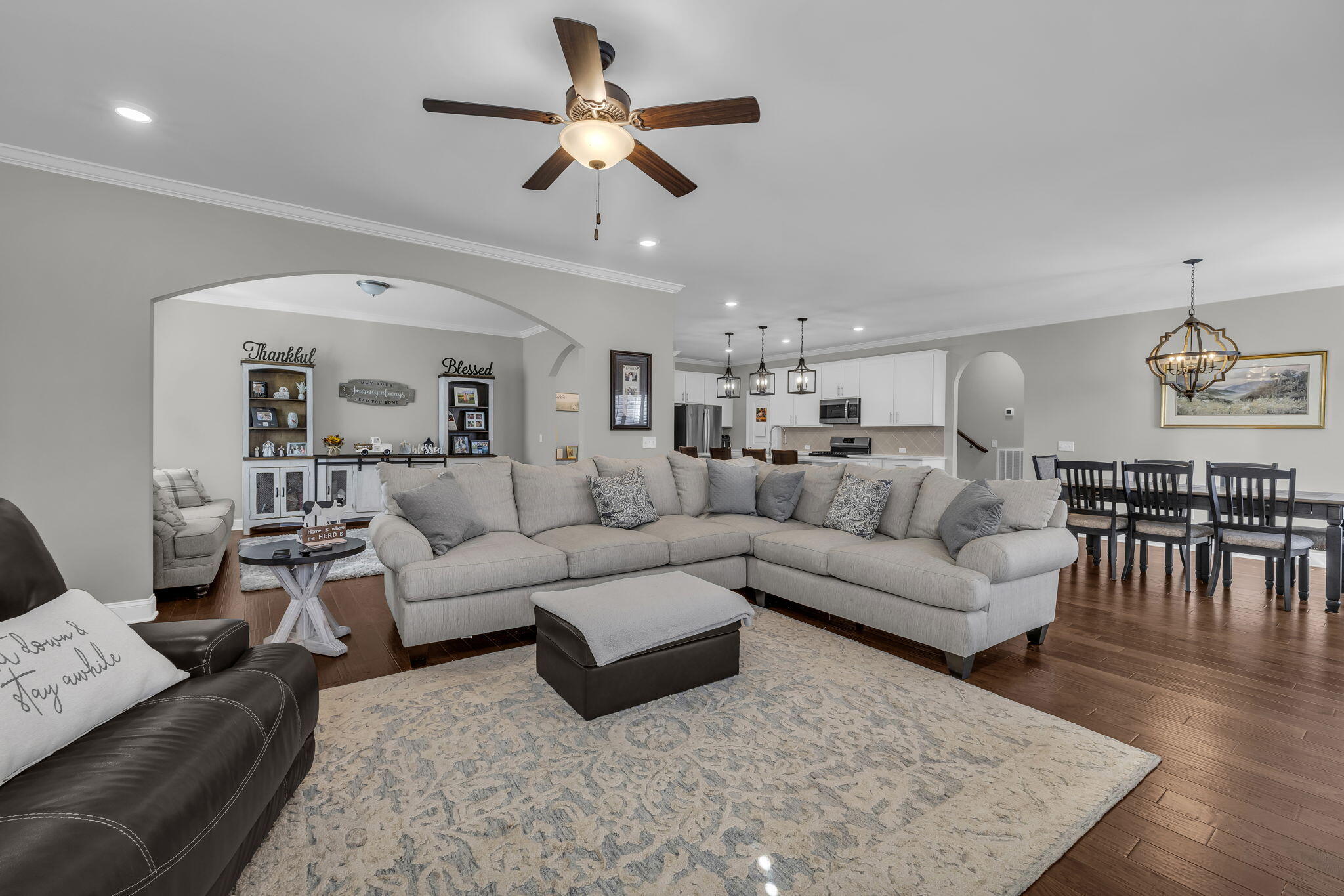 1545 Buttonwood Loop