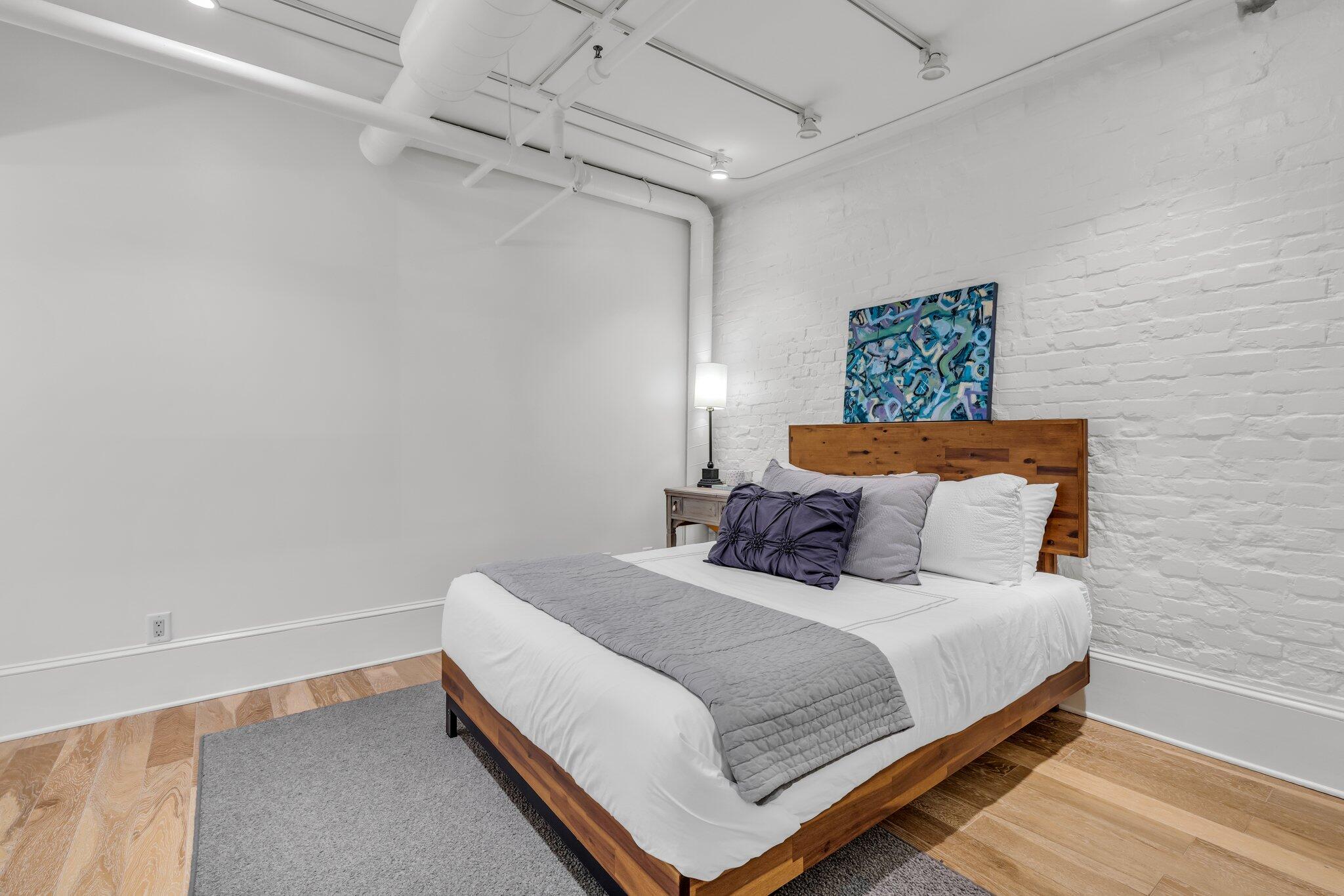 55 E Main Street, #208