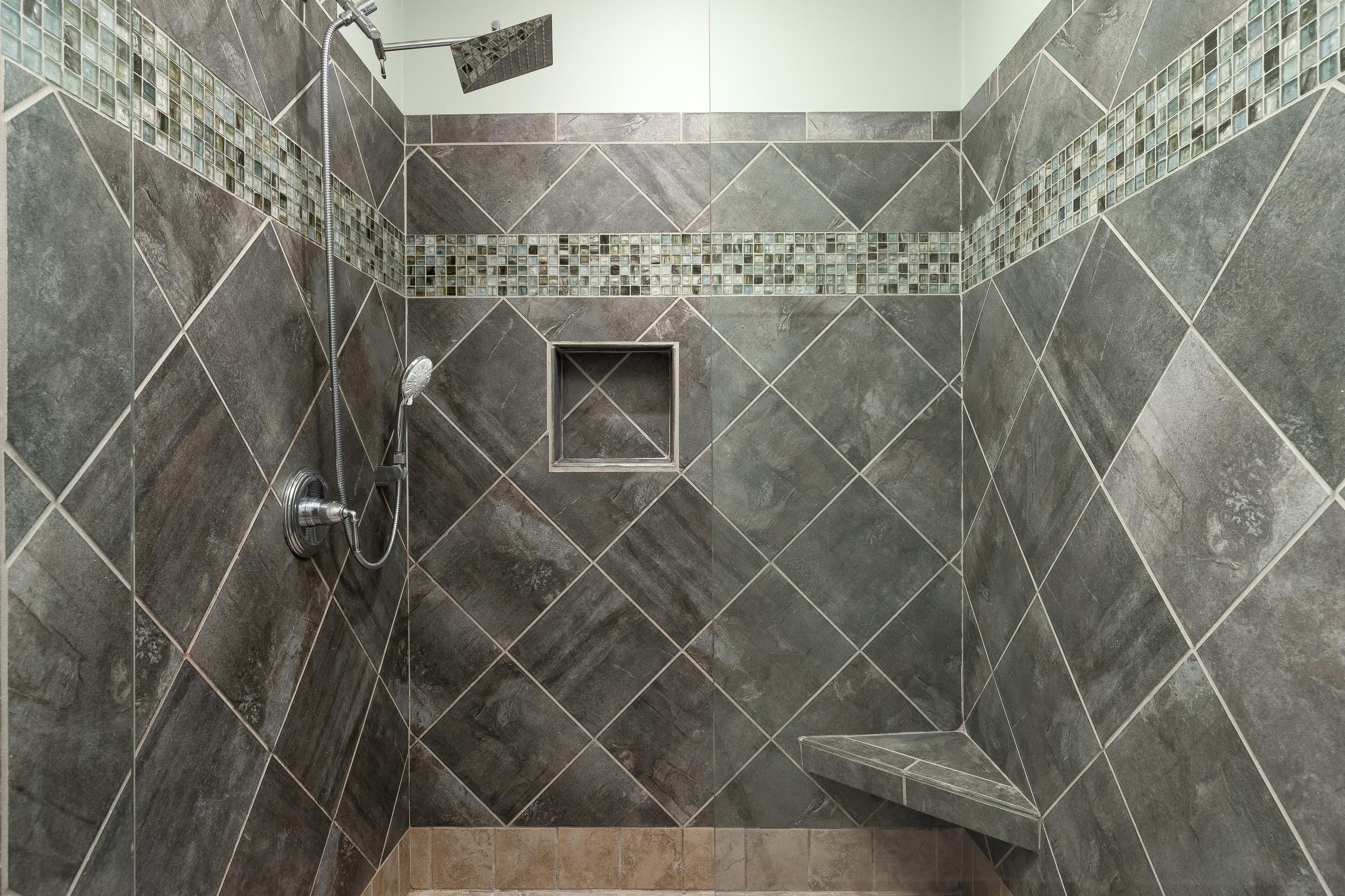 4 Cherokee Boulevard, #222