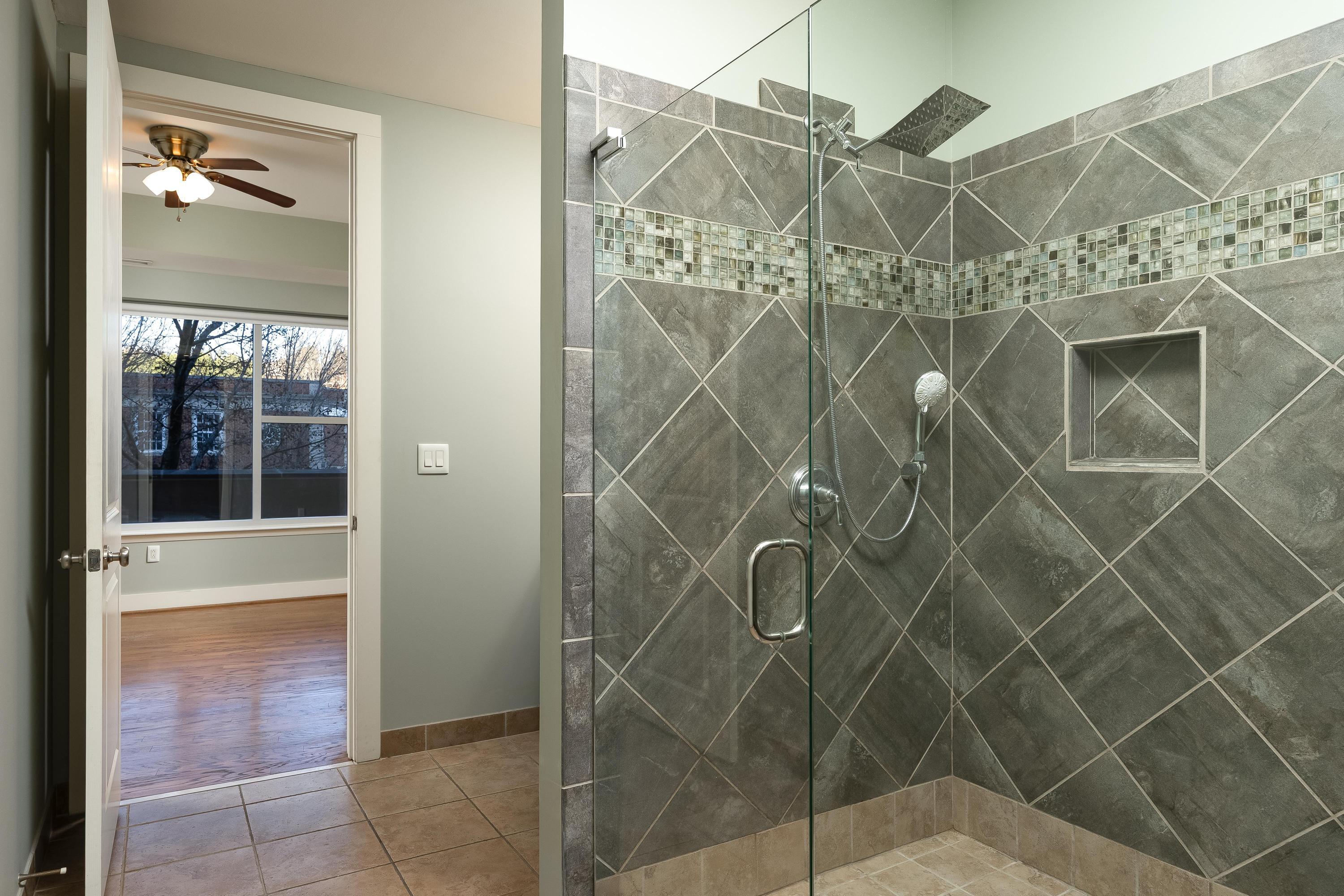 4 Cherokee Boulevard, #222