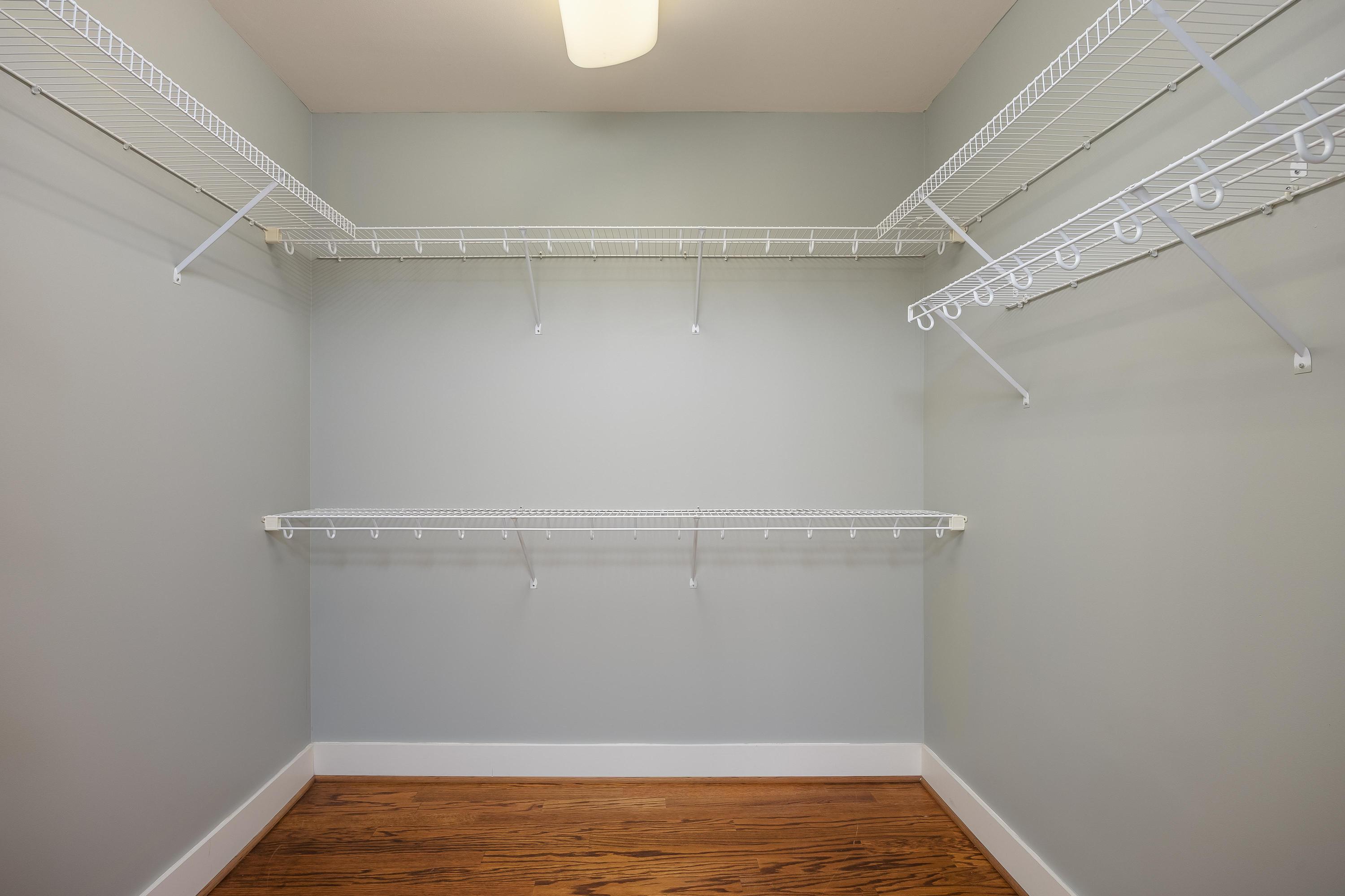 4 Cherokee Boulevard, #222