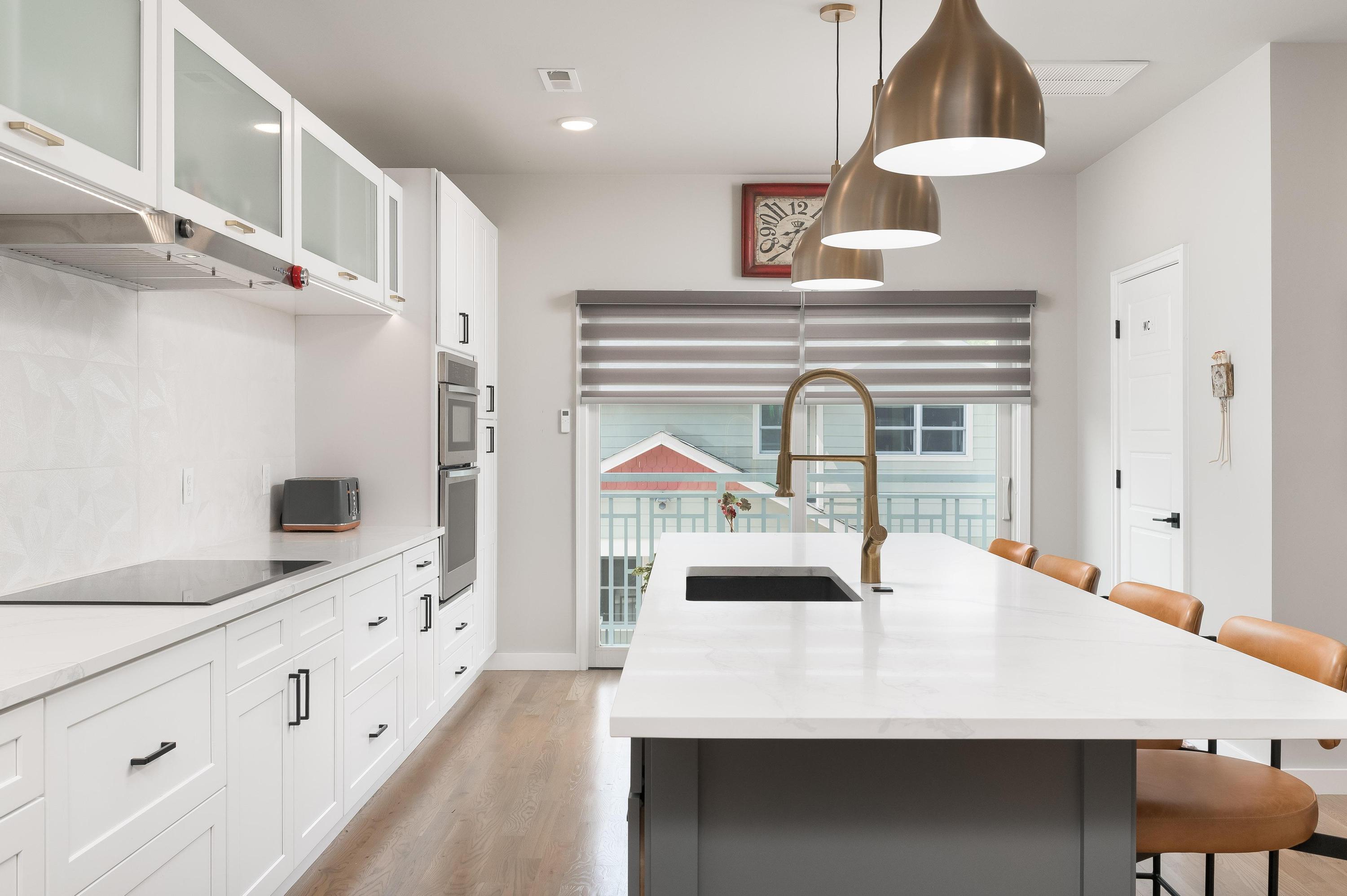 1505 Jefferson Street, 103