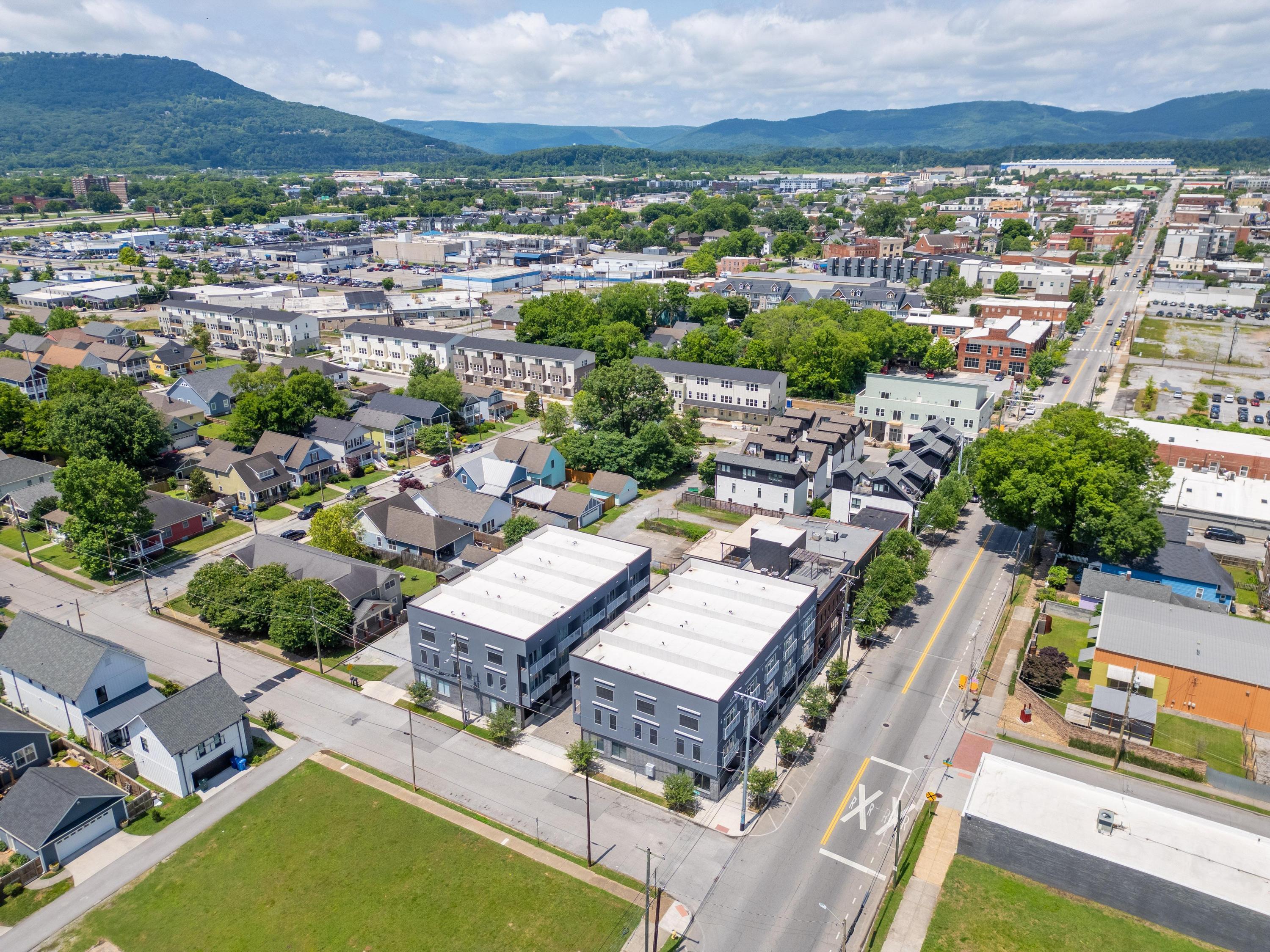 1505 Jefferson Street, 103