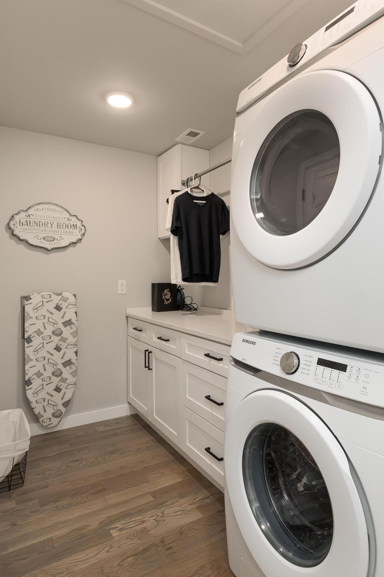 1505 Jefferson Street, 103