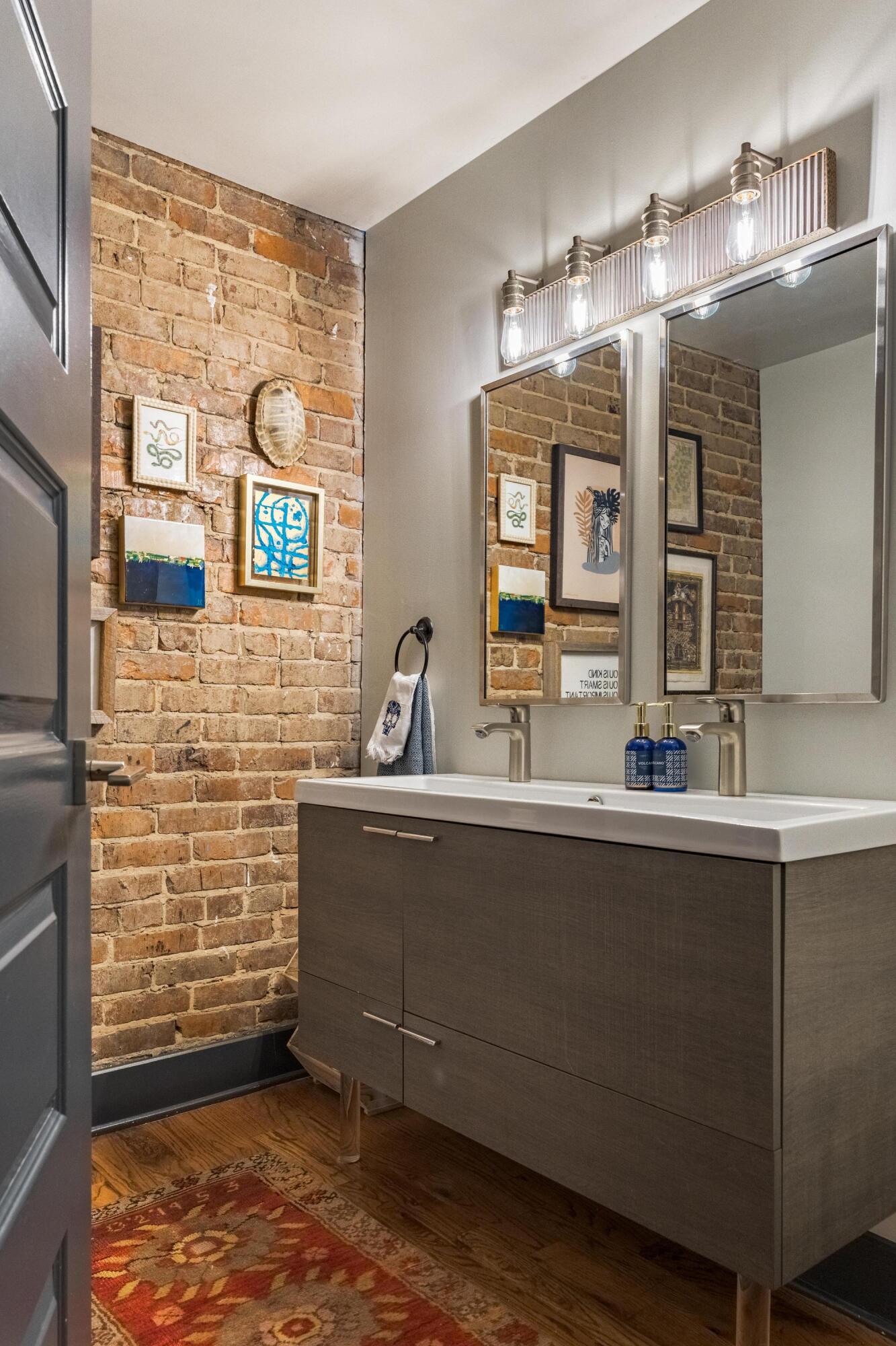 55 E Main Street, 304