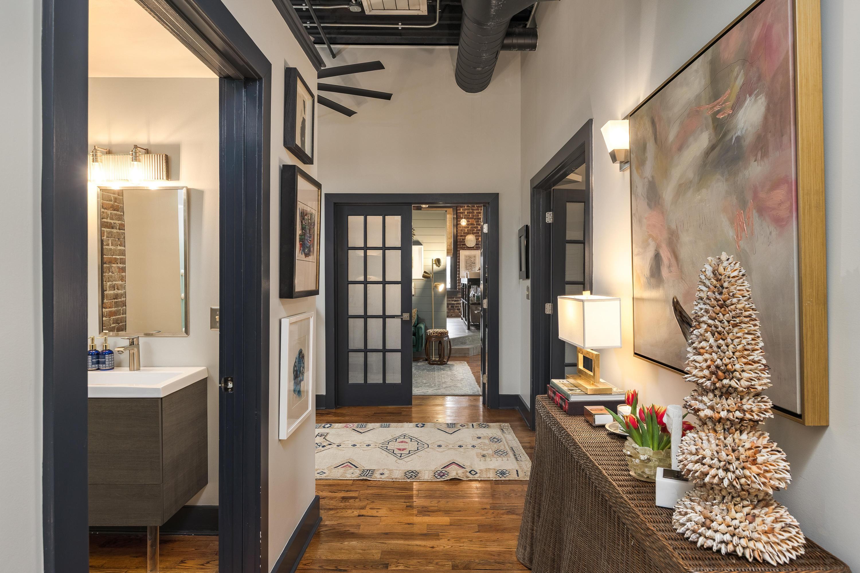 55 E Main Street, 304