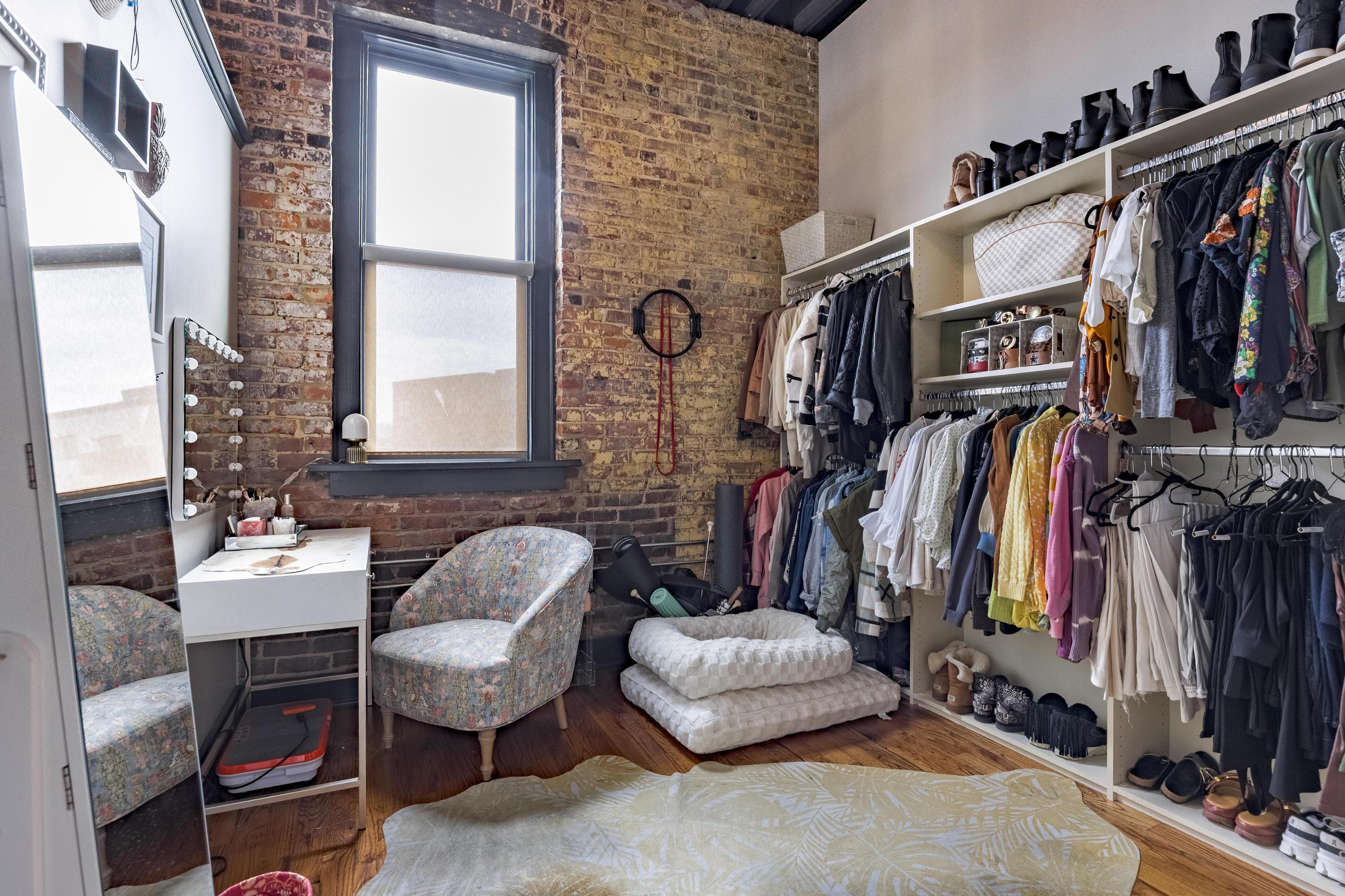 55 E Main Street, 304