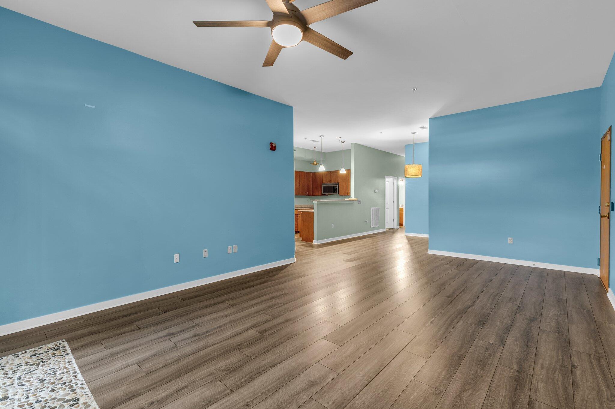 817 Flynn Street, 104