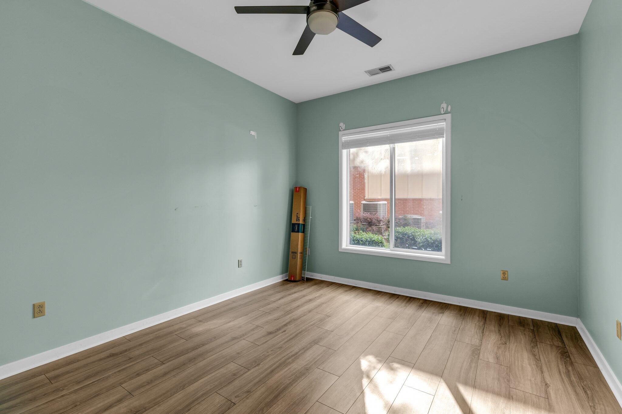 817 Flynn Street, 104