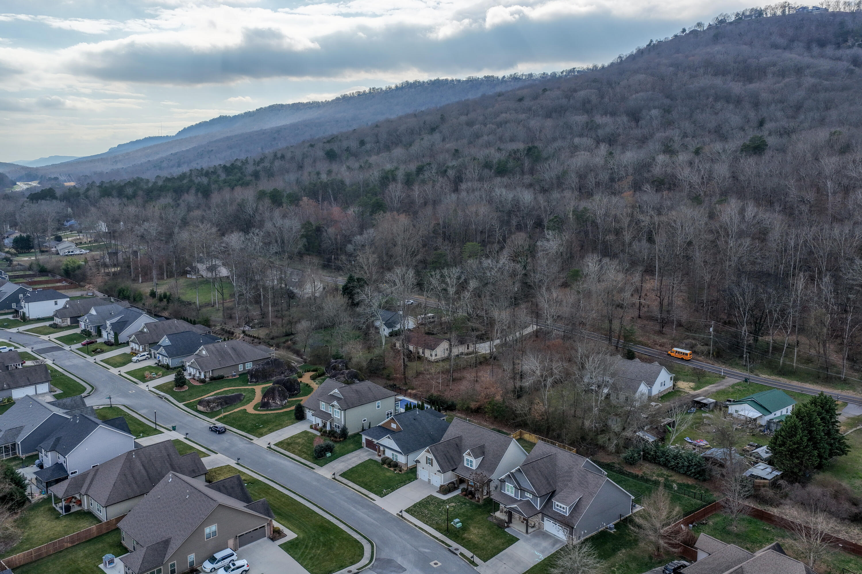 595 Deer Valley Dr