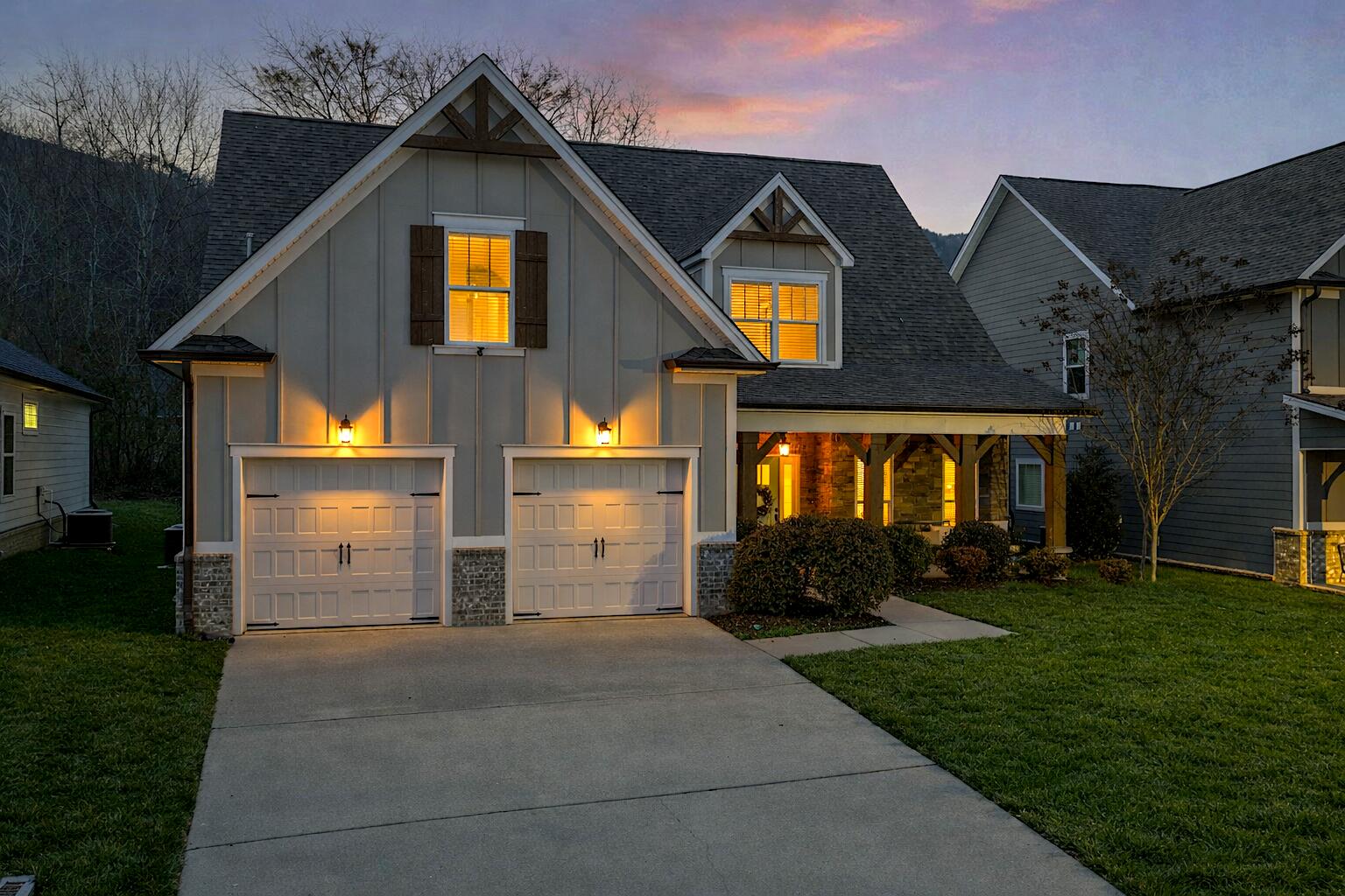 595 Deer Valley Dr