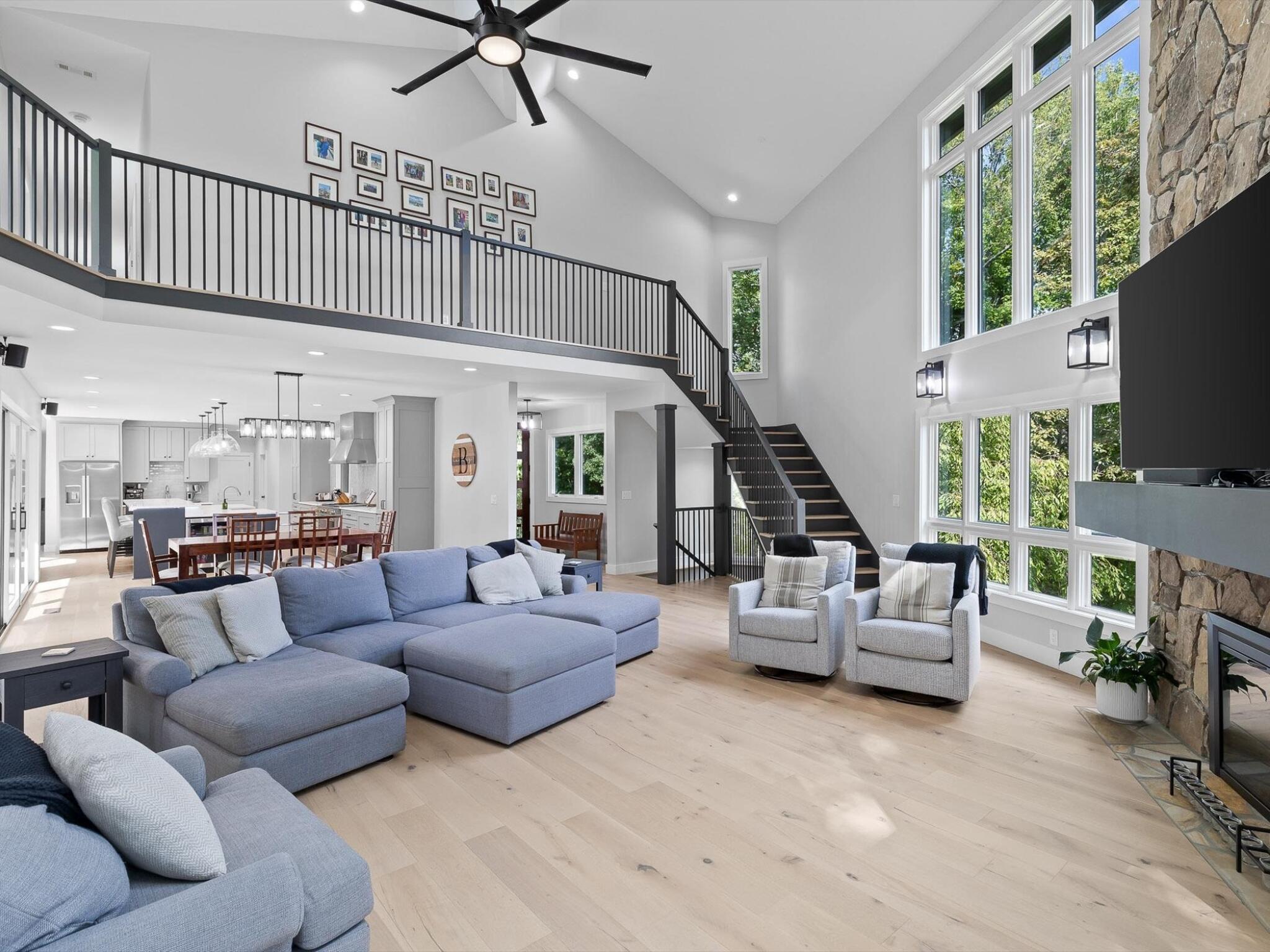 1108 W River Hills Drive