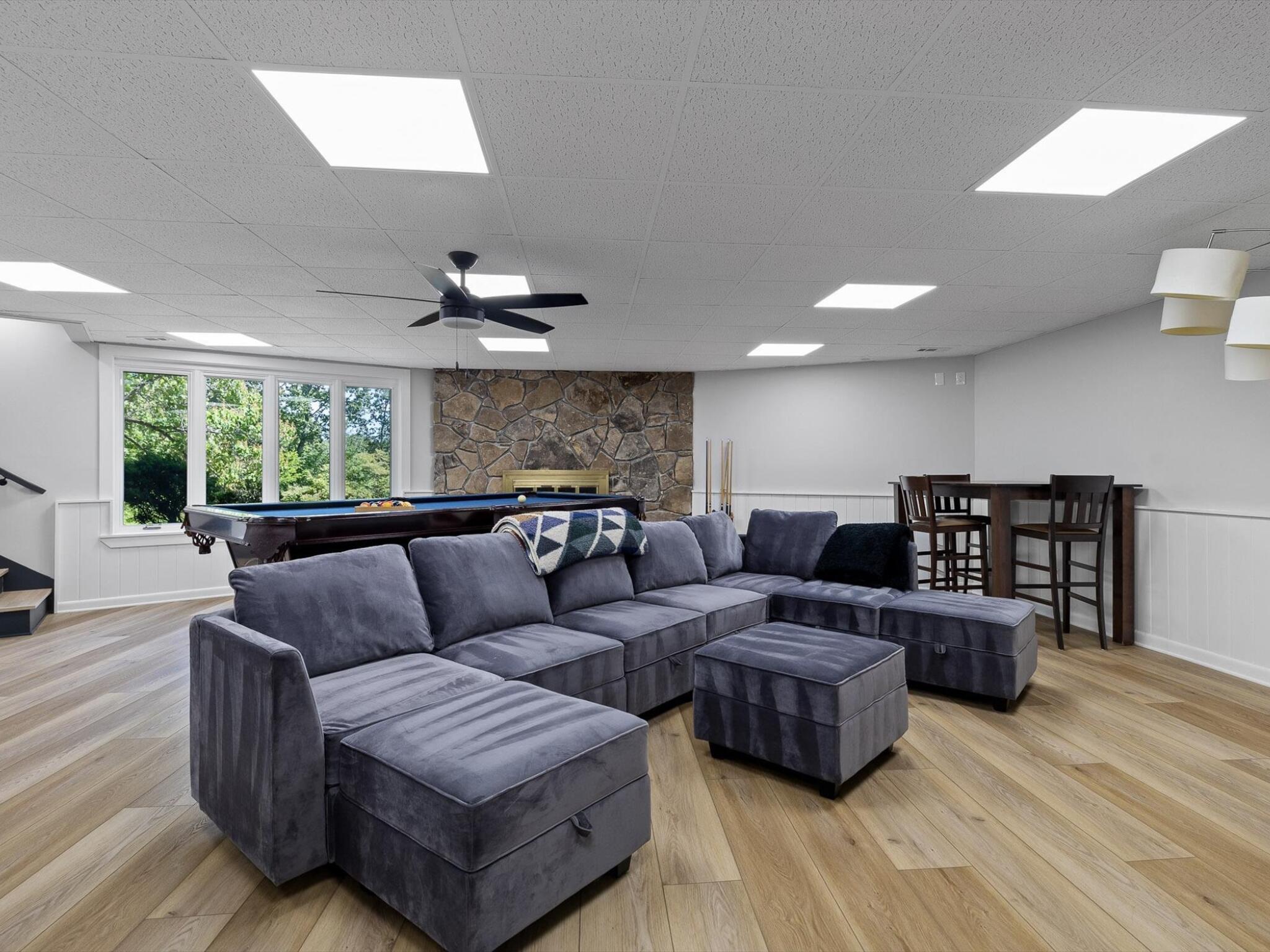 1108 W River Hills Drive