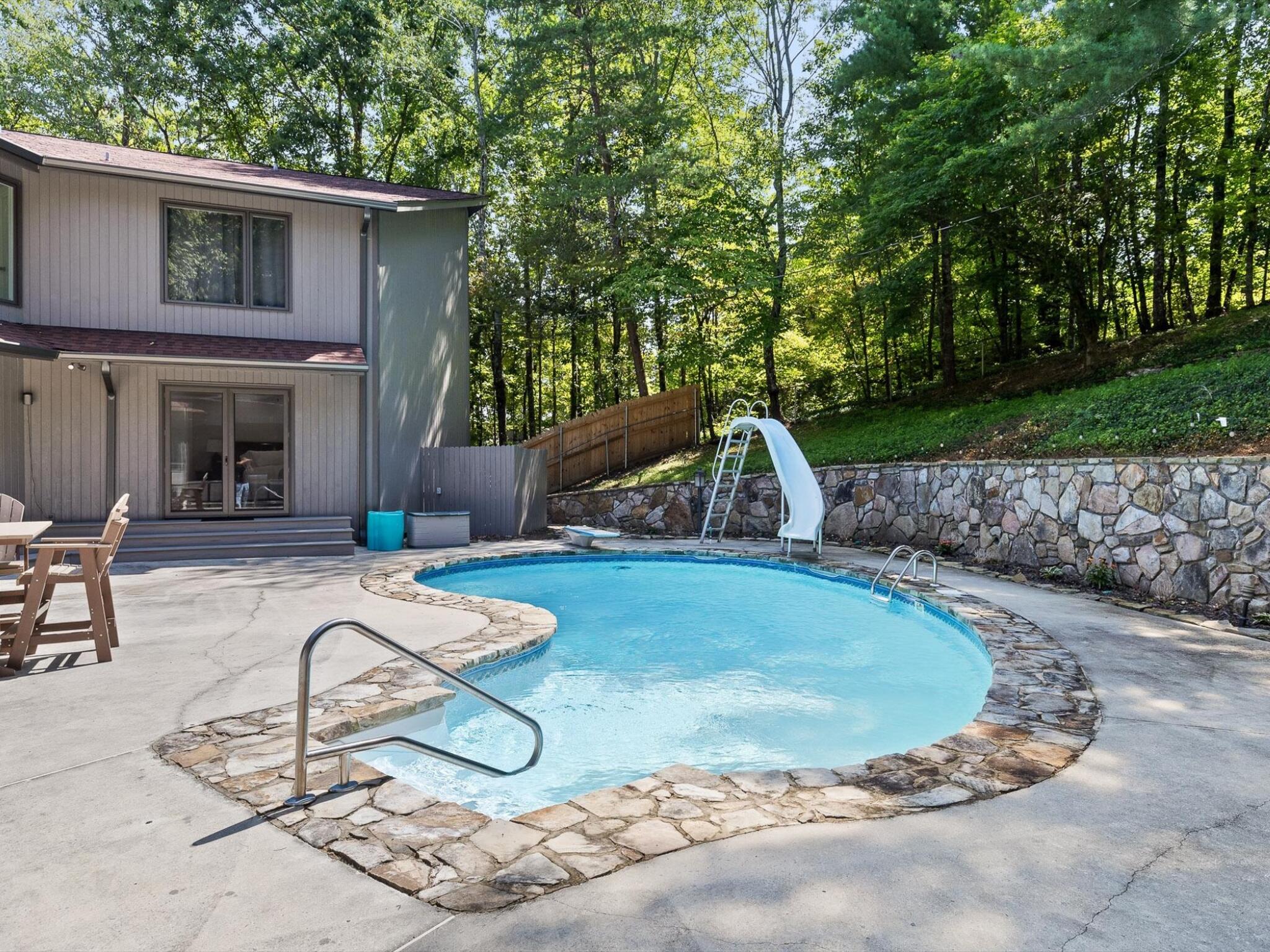 1108 W River Hills Drive