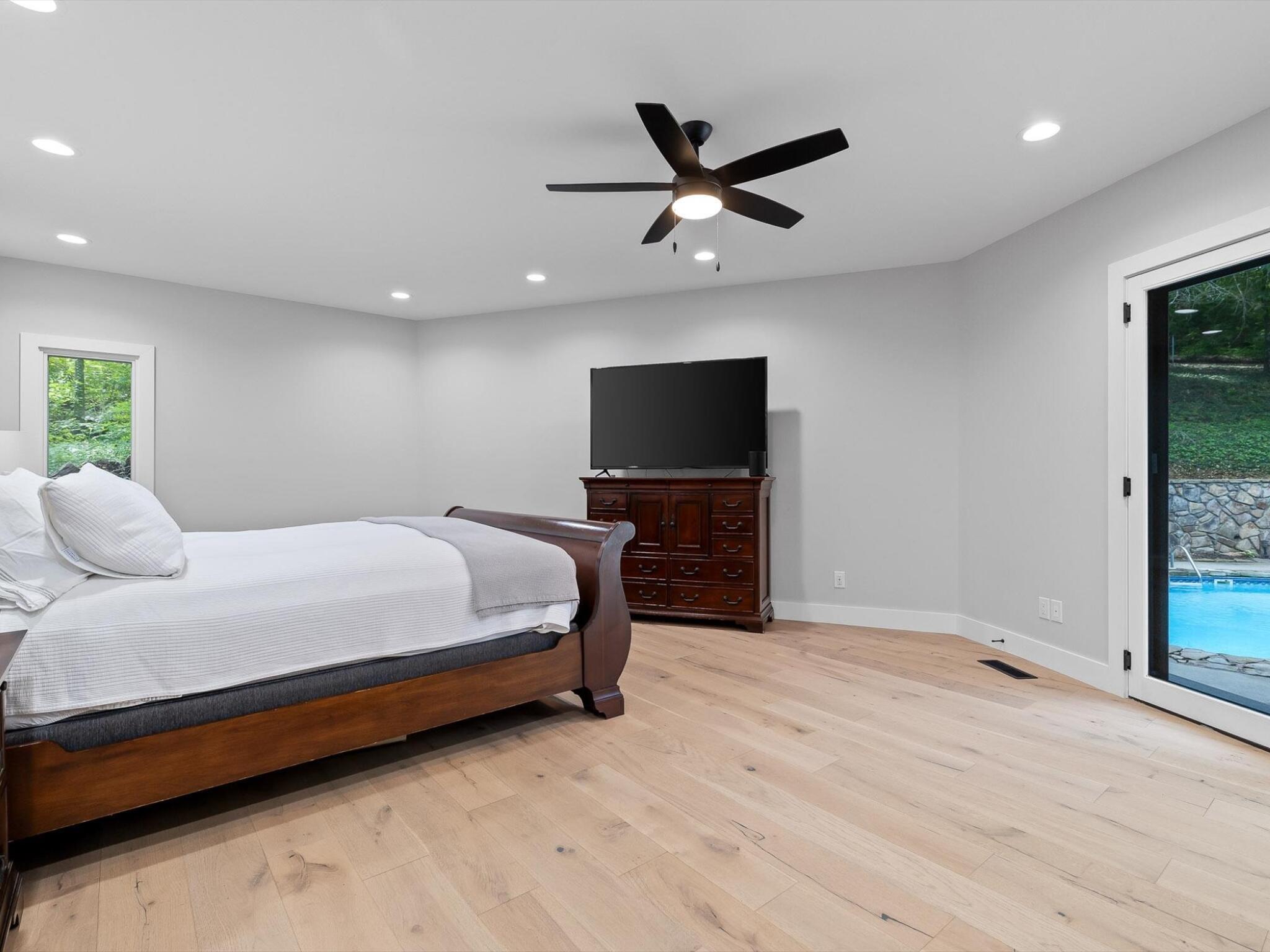 1108 W River Hills Drive