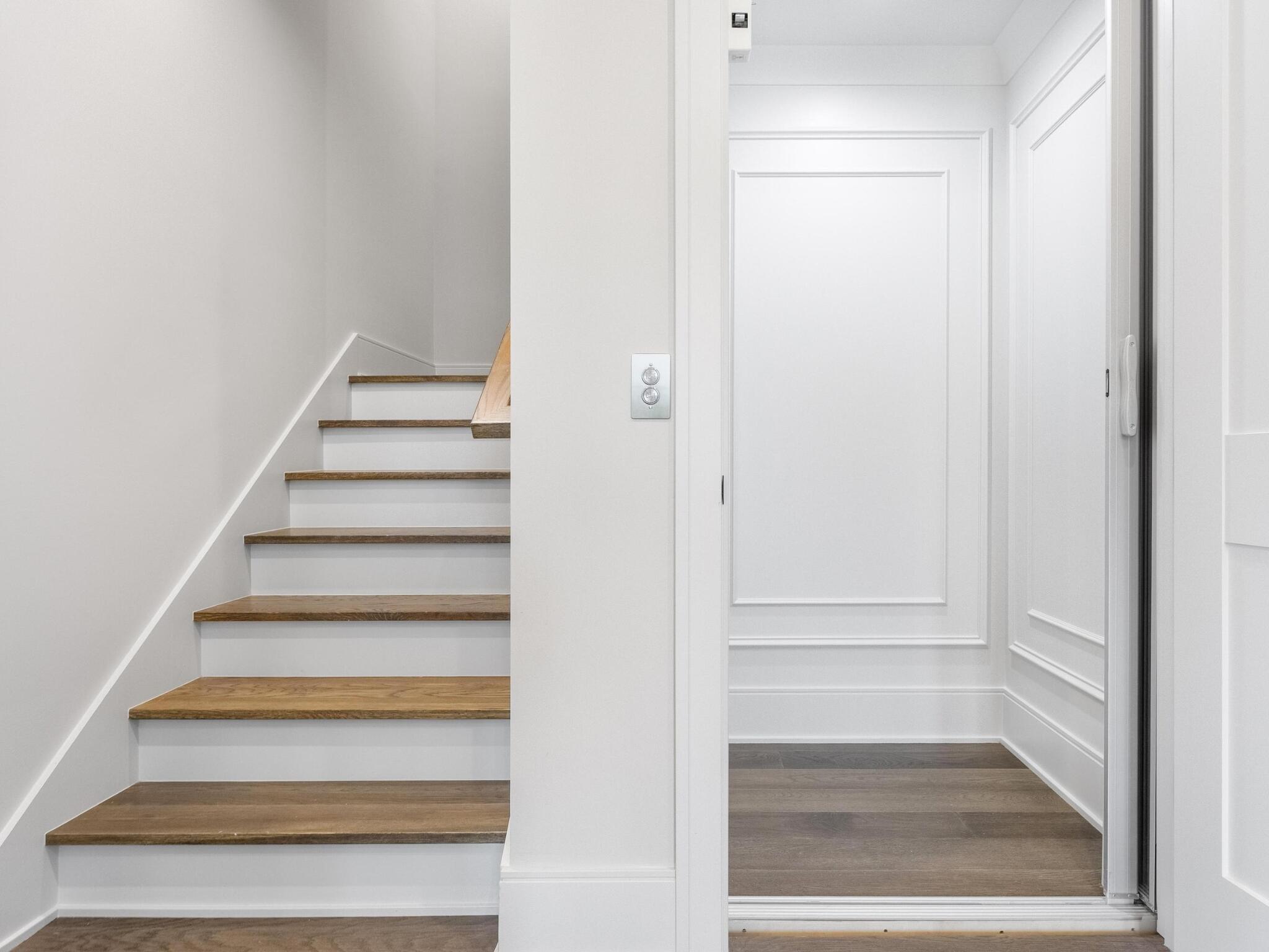 7351 Blue Heron Court