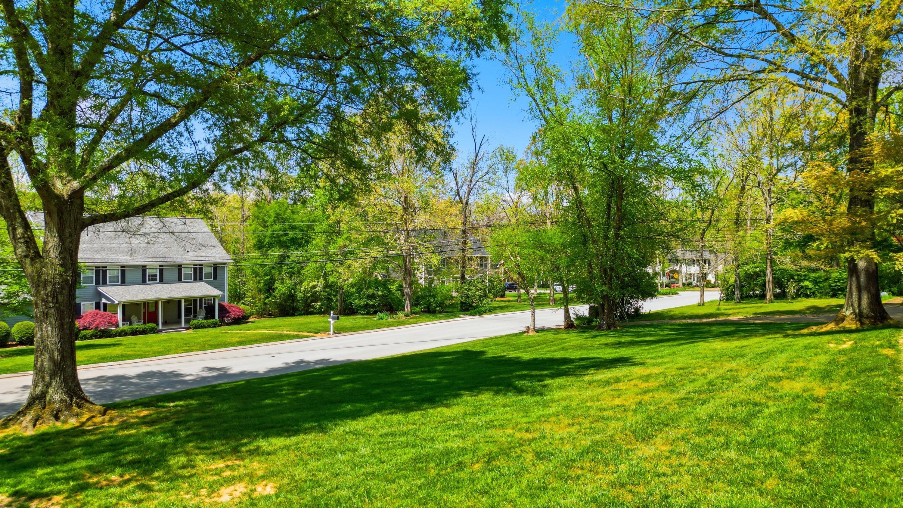 15 Middle Creek Road