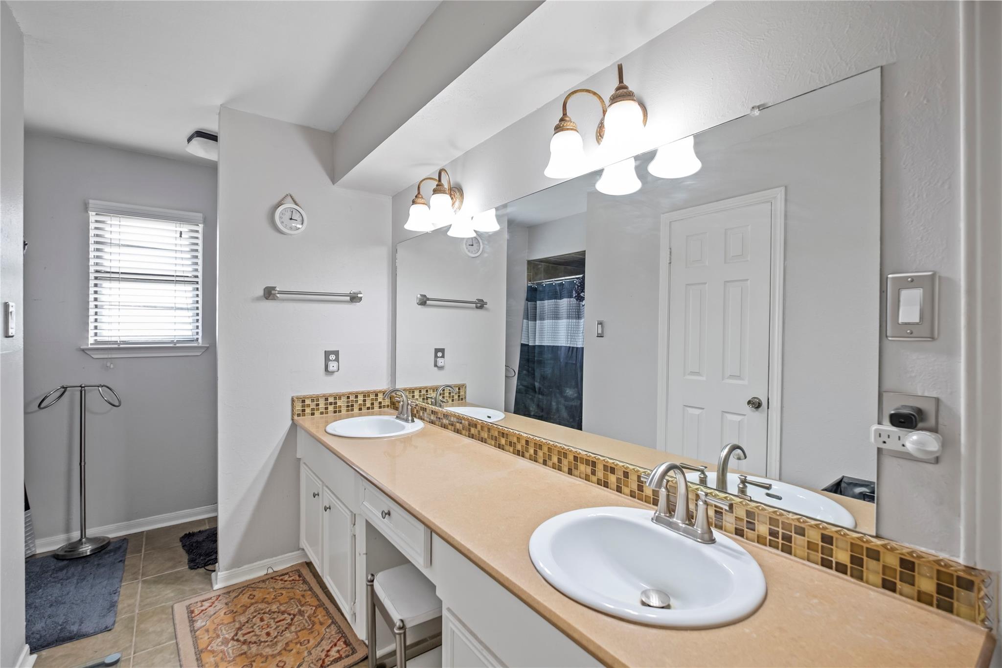 6215 Greenway Forest Lane