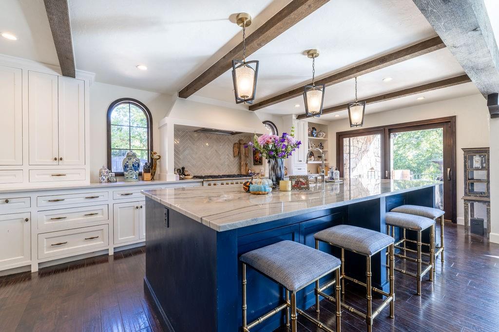 3401 Twelve Oaks Road