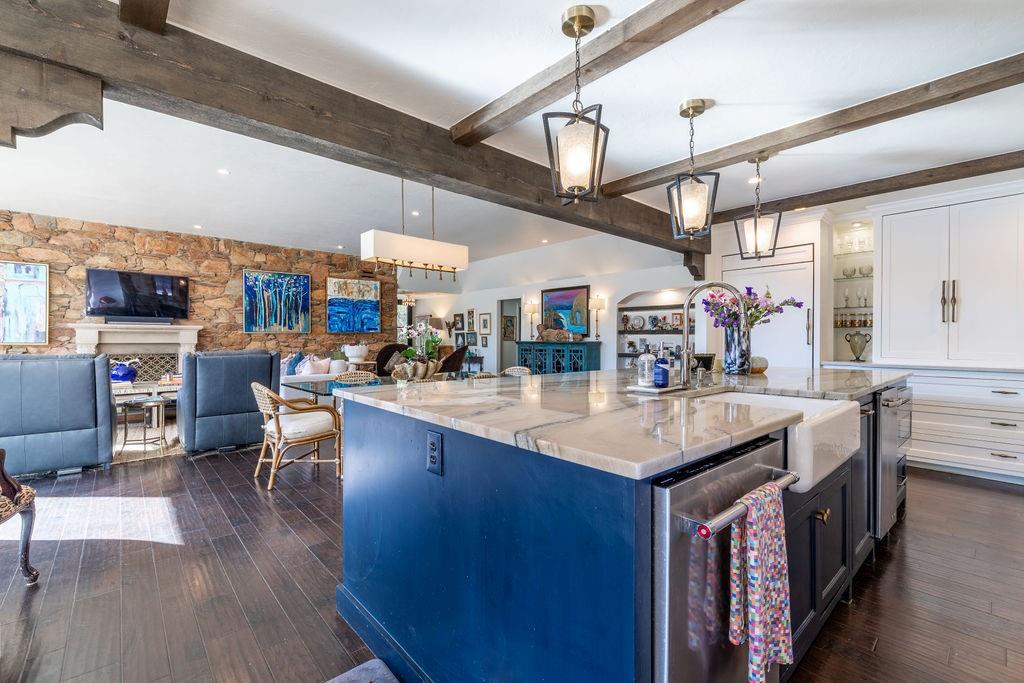 3401 Twelve Oaks Road