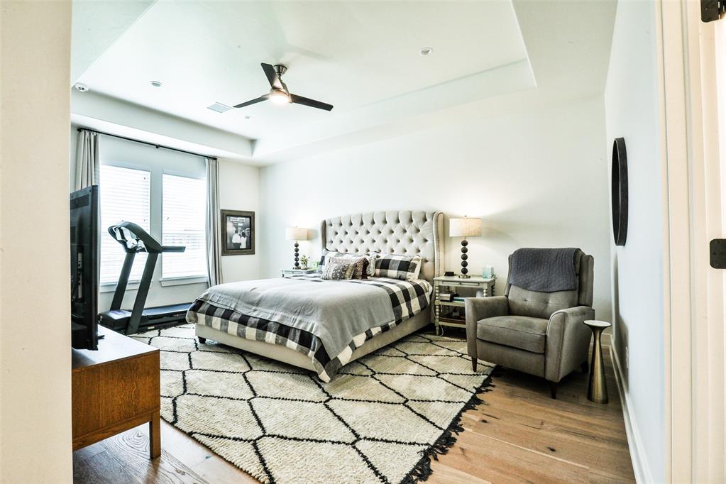 109 Pont Neuf Court