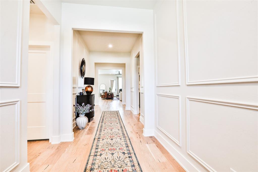 109 Pont Neuf Court
