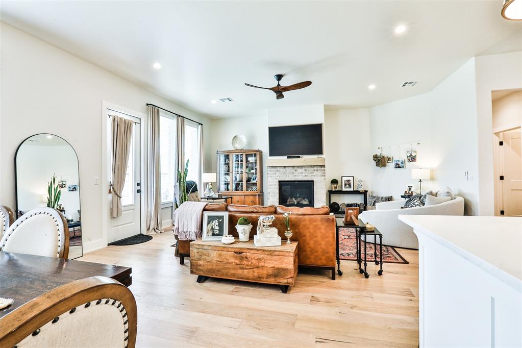 109 Pont Neuf Court
