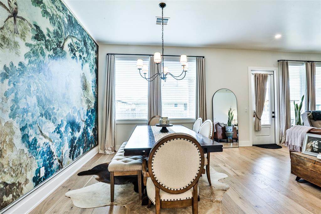 109 Pont Neuf Court