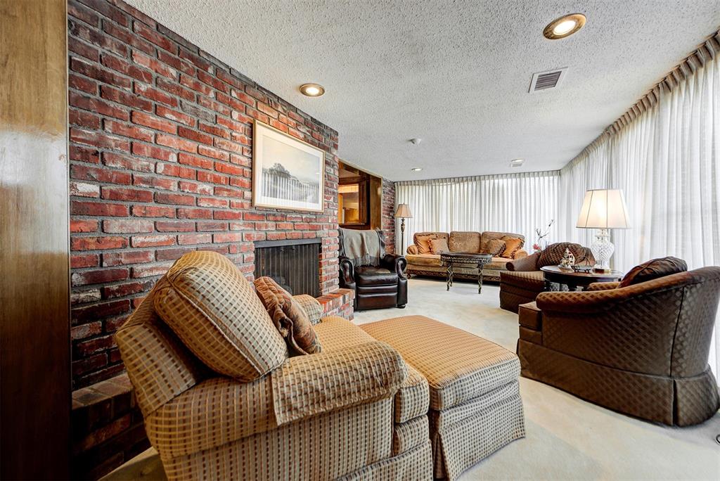 3001 Middlesex Drive