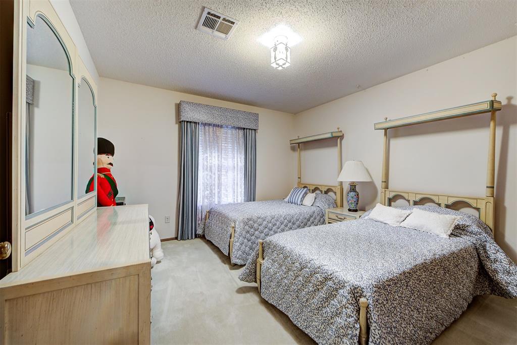 3001 Middlesex Drive
