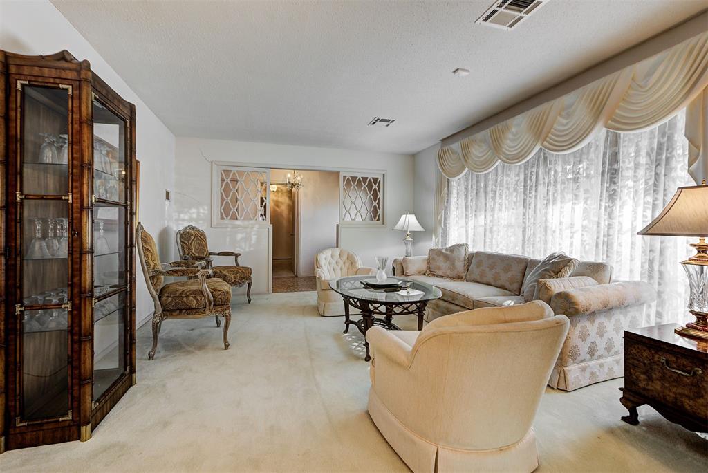 3001 Middlesex Drive