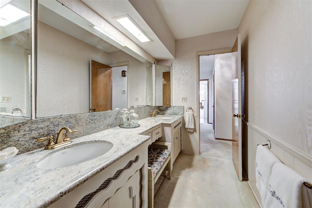 3001 Middlesex Drive