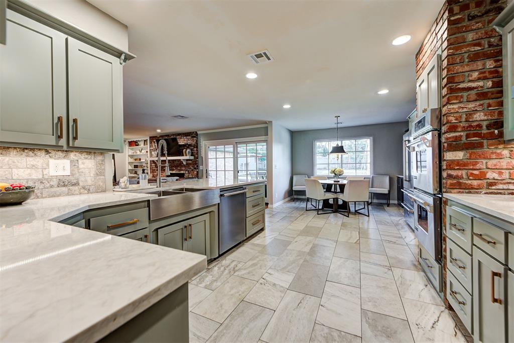 12121 Thorn Ridge Road