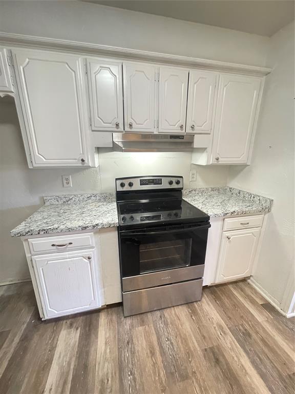 11300 N Greystone