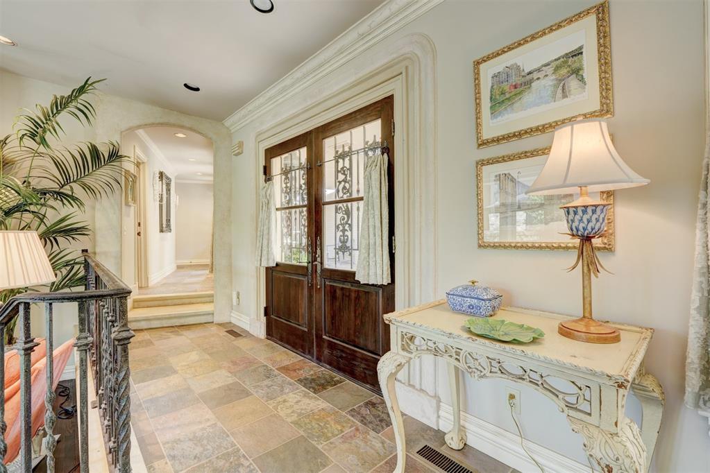 3321 Robin Ridge Road