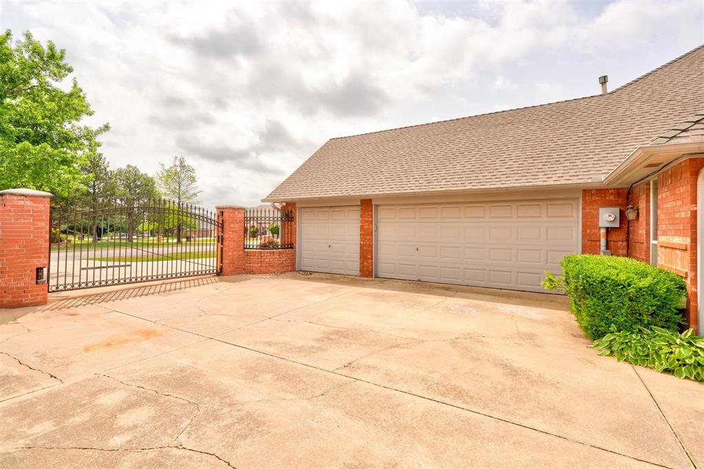 12809 Preston Hills Drive