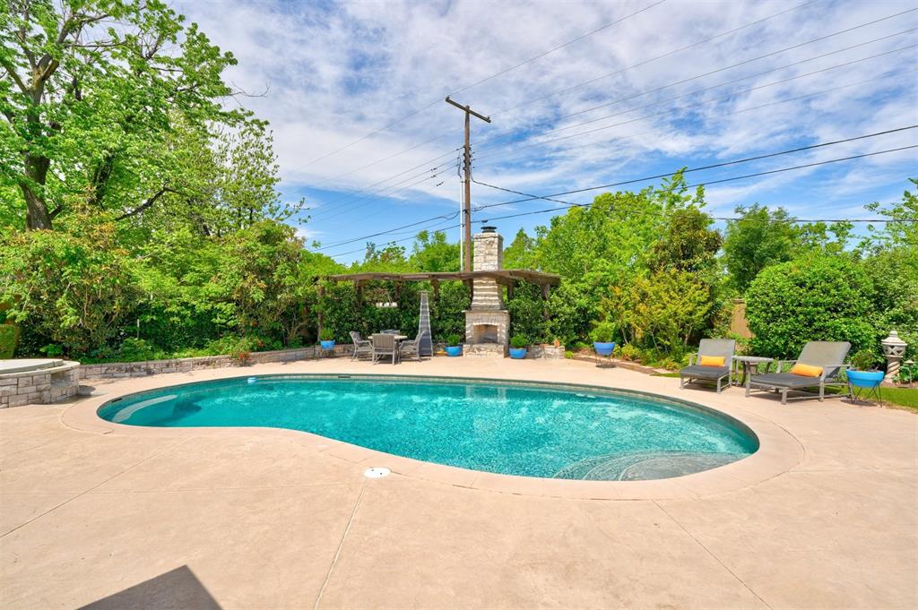 1701 Coventry Lane